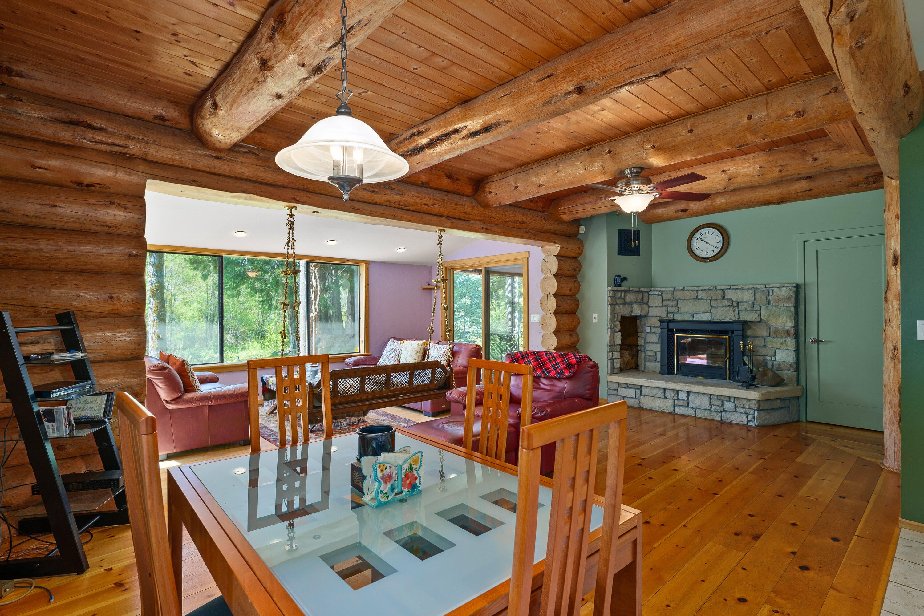 Selma, Oregon, 97538, United States, 5 Bedrooms Bedrooms, ,5 BathroomsBathrooms,Residential,Active,1902945
