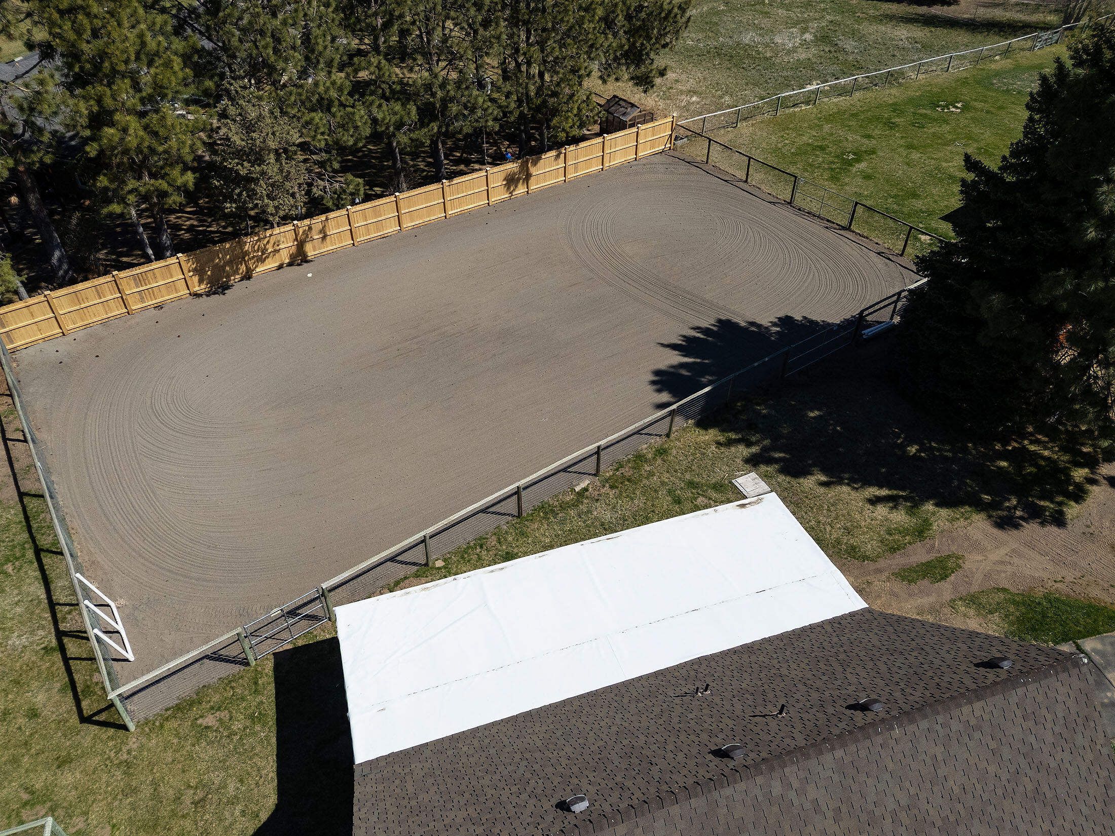 Bend, Oregon, 97702, United States, 3 Bedrooms Bedrooms, ,3 BathroomsBathrooms,Residential,Active,1952444