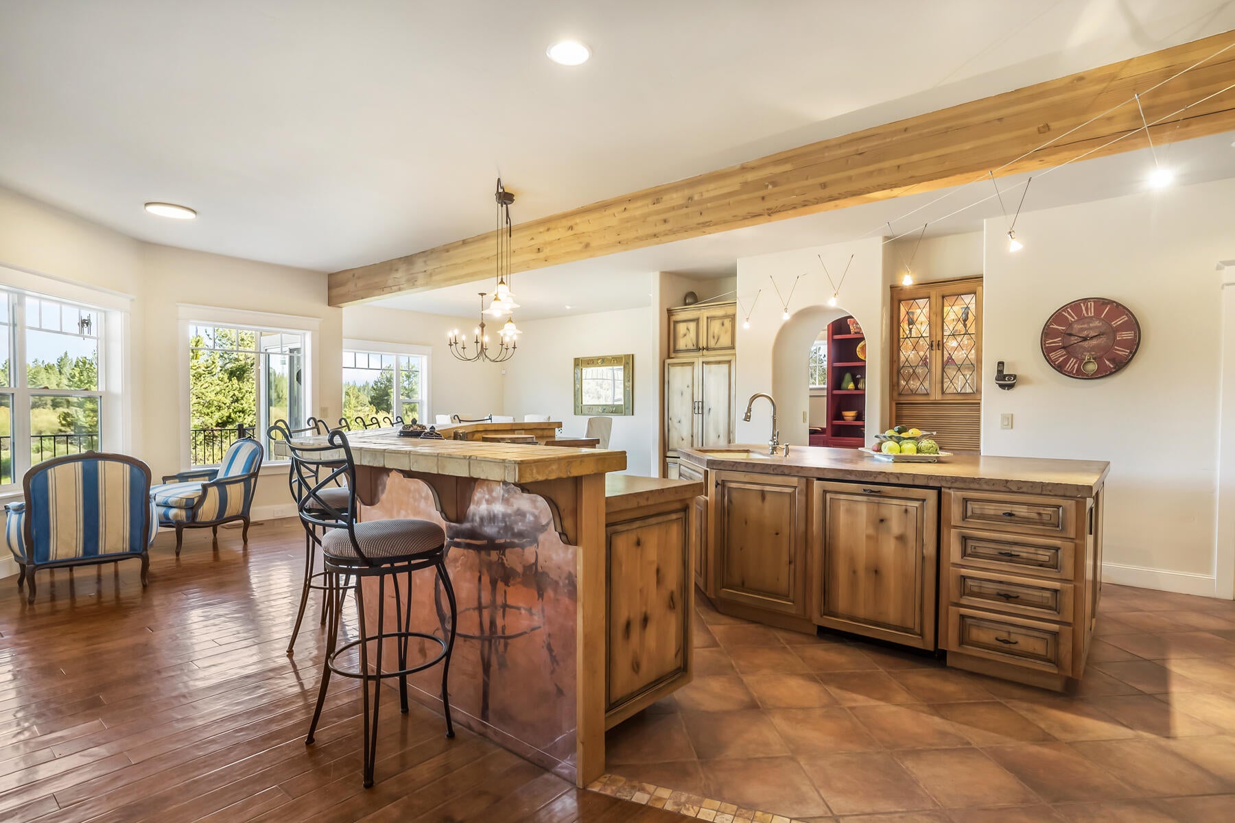 Bend, Oregon, 97707, United States, 5 Bedrooms Bedrooms, ,5 BathroomsBathrooms,Residential,Active,2044562