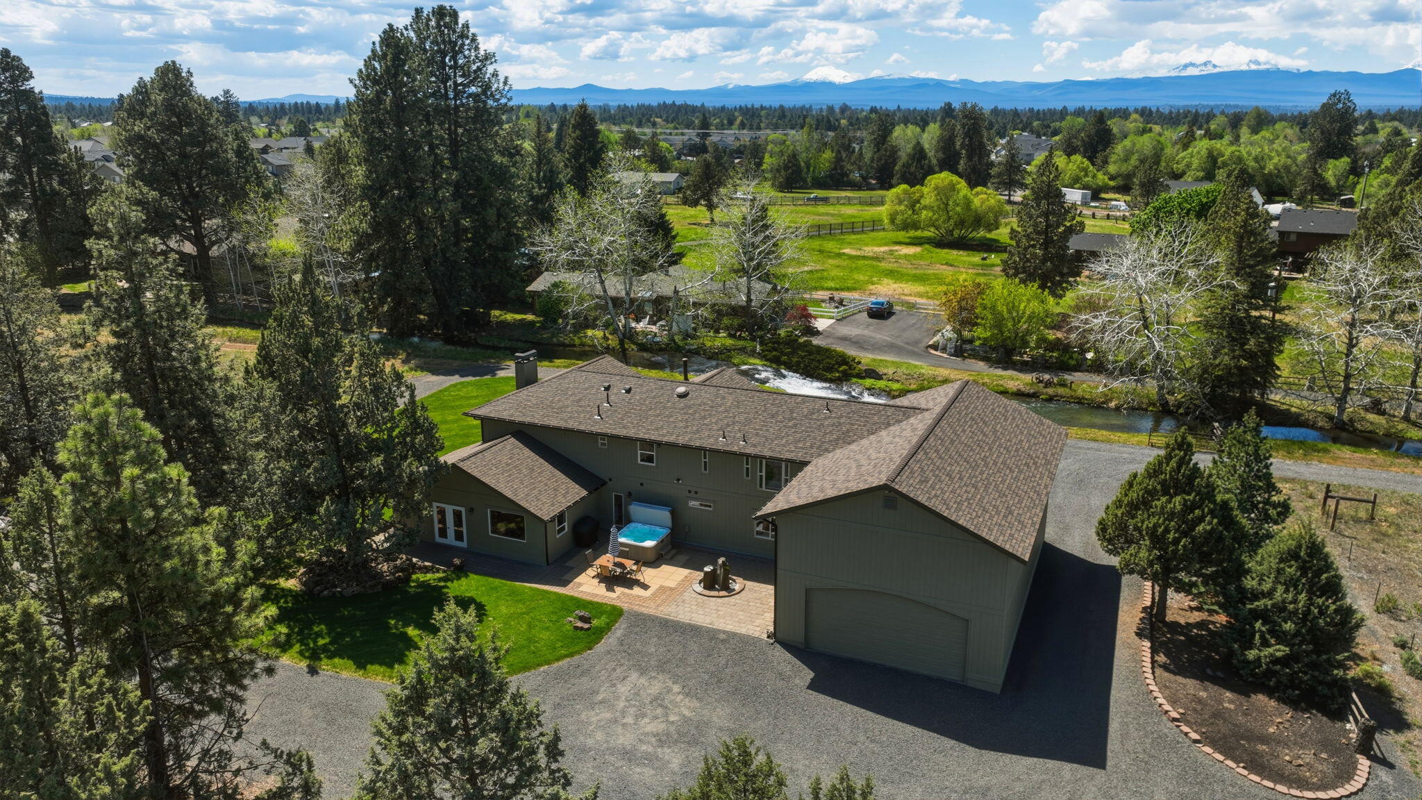 Bend, Oregon, 97702, United States, 3 Bedrooms Bedrooms, ,5 BathroomsBathrooms,Residential,Active,2045021
