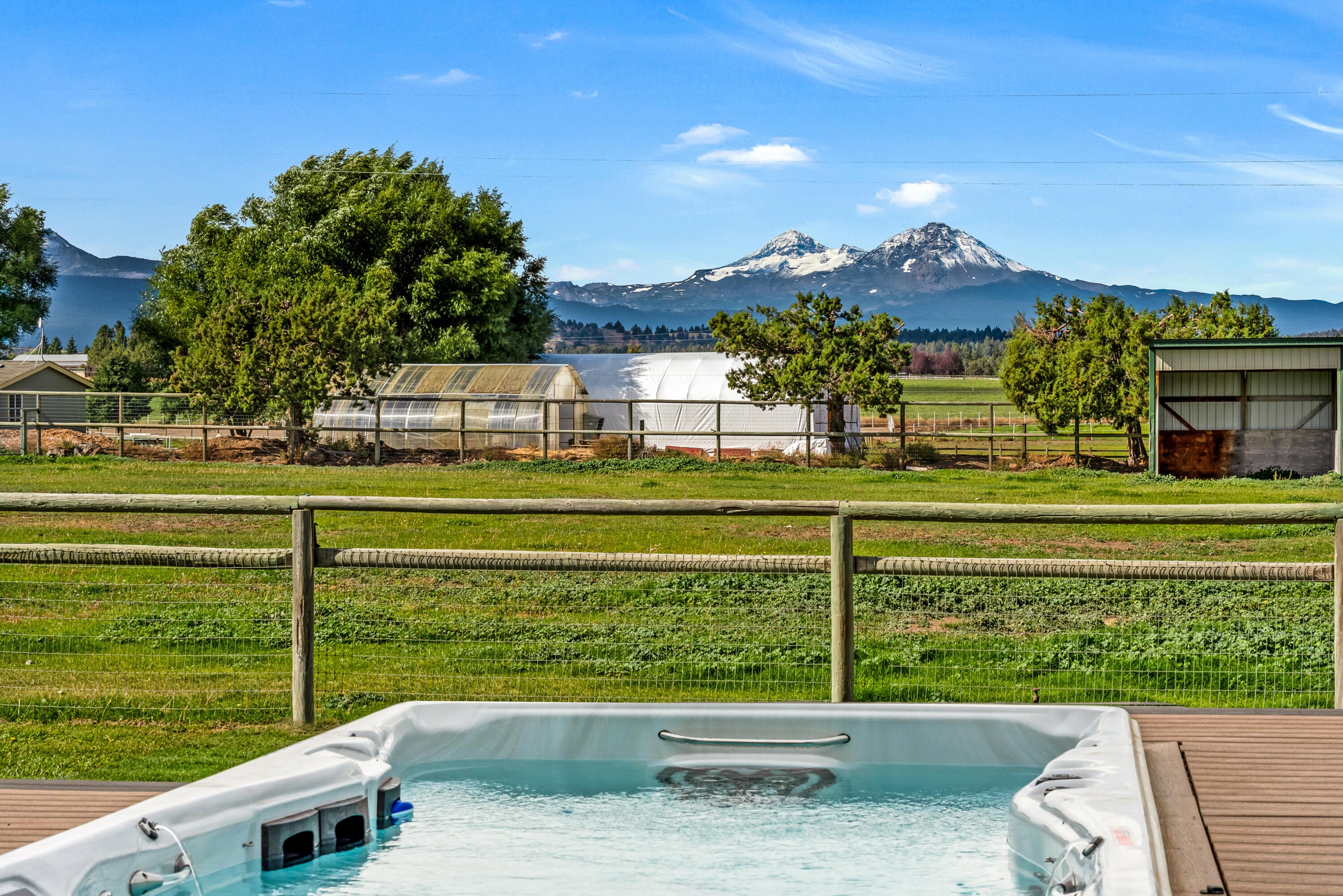 Bend, Oregon, 97703, United States, 3 Bedrooms Bedrooms, ,3 BathroomsBathrooms,Residential,Active,1953693