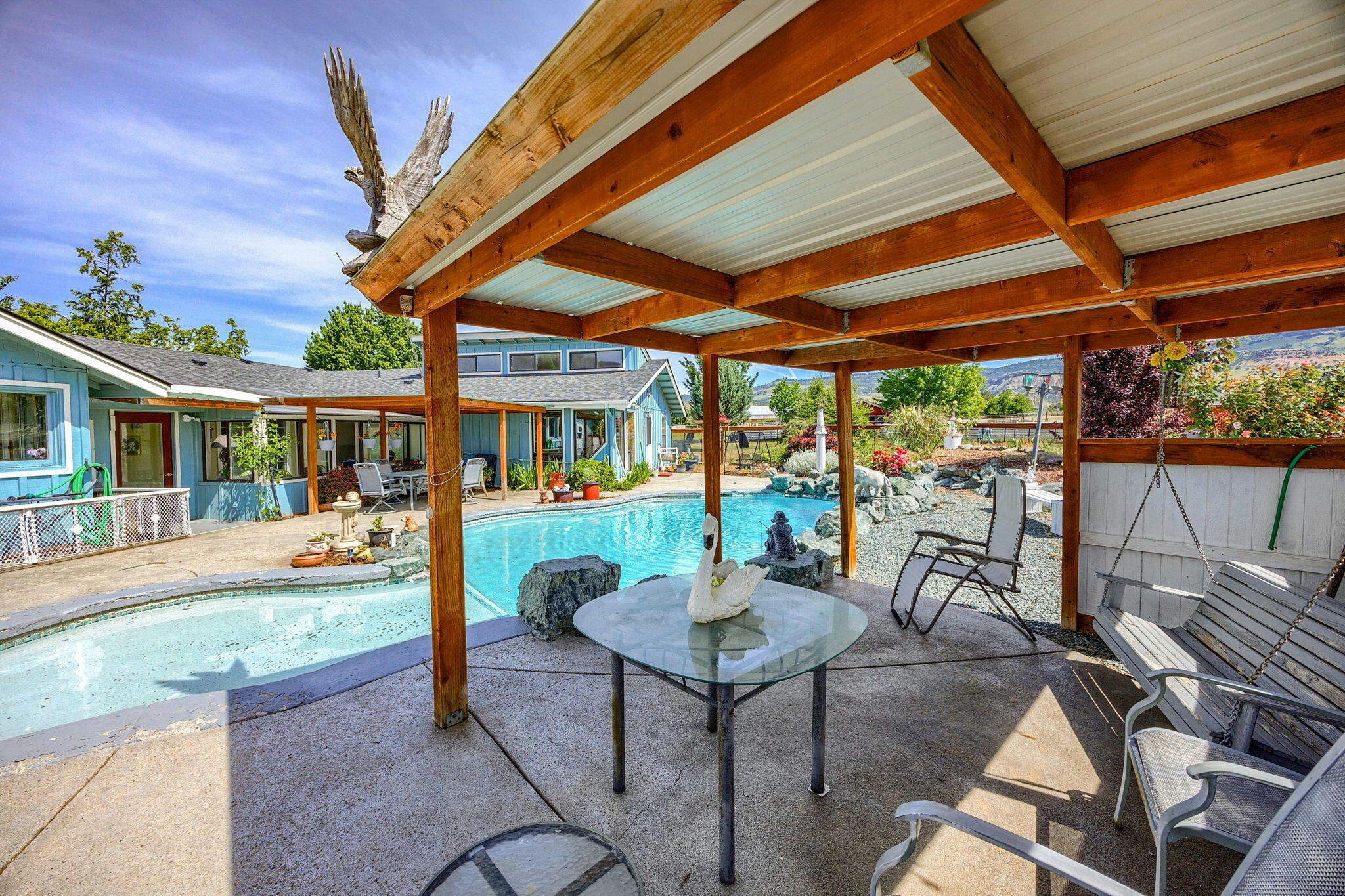 Ashland, Oregon, 97520, United States, 4 Bedrooms Bedrooms, ,4 BathroomsBathrooms,Residential,Active,1741601