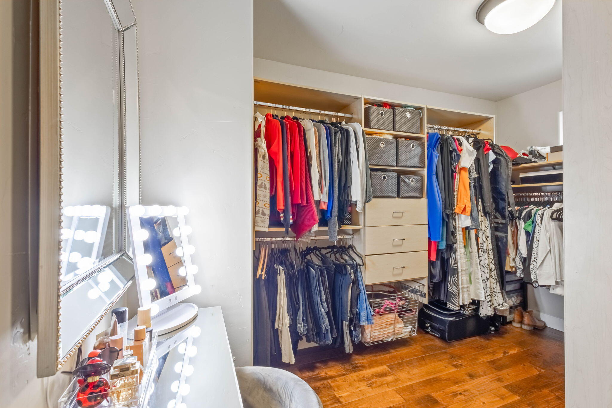 Bend, Oregon, 97702, United States, 4 Bedrooms Bedrooms, ,5 BathroomsBathrooms,Residential,Active,1726847