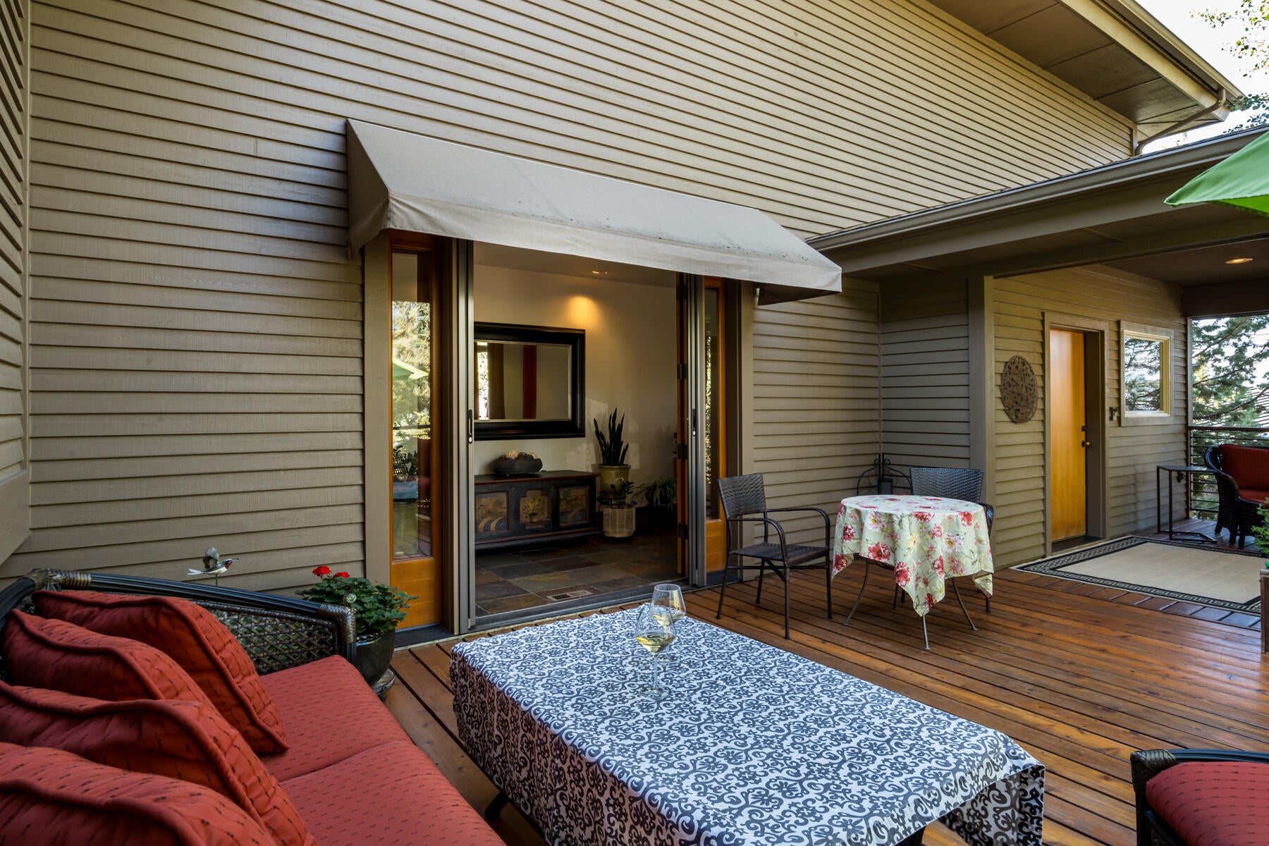 Bend, Oregon, 97702, United States, 3 Bedrooms Bedrooms, ,3 BathroomsBathrooms,Residential,Active,1936452