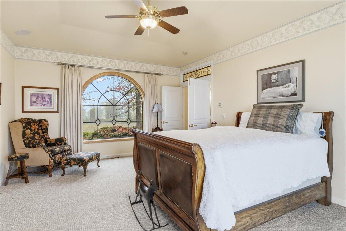 Grants Pass, Oregon, 97527, United States, 3 Bedrooms Bedrooms, ,3 BathroomsBathrooms,Residential,Active,1990612