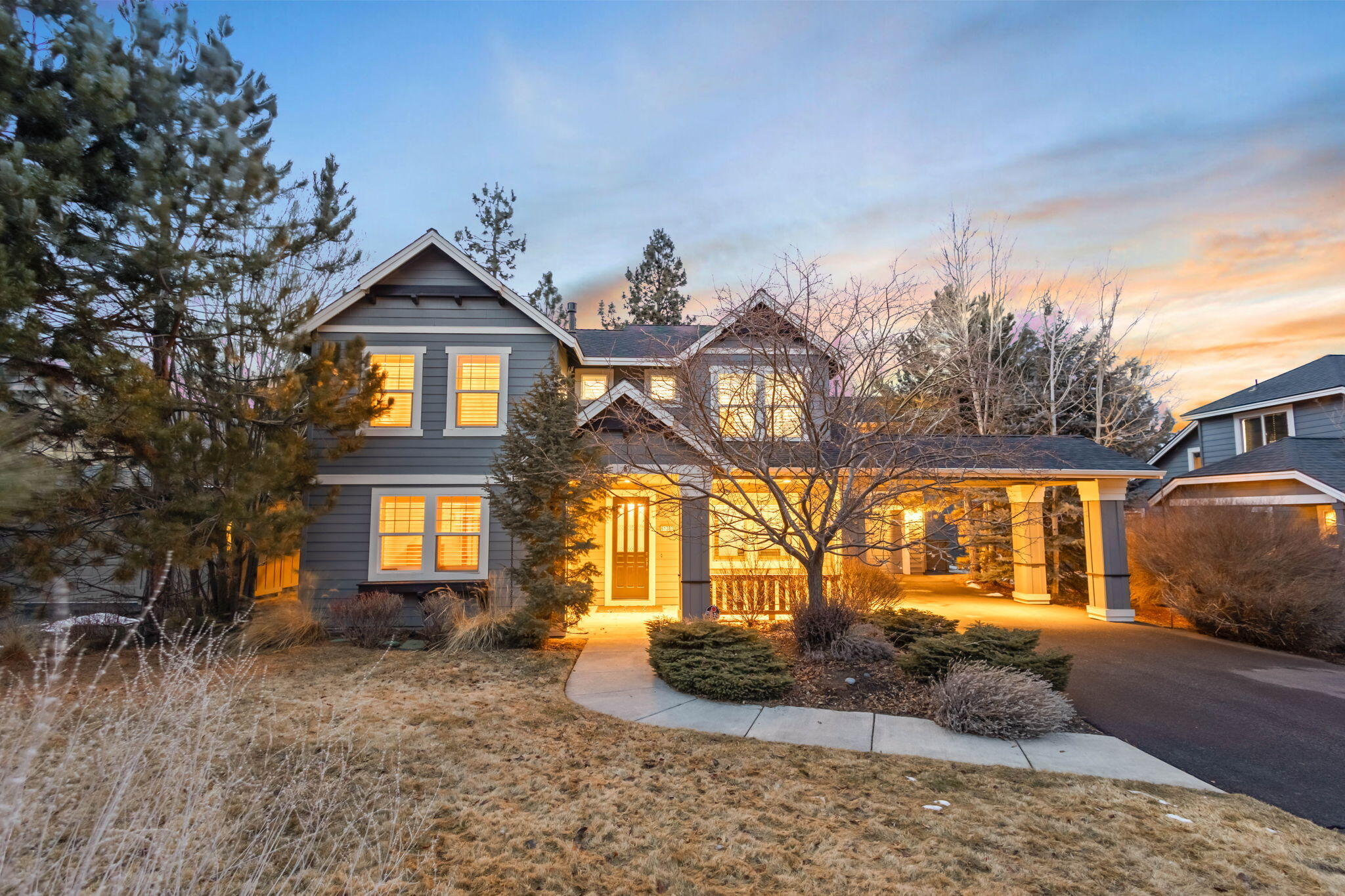 Bend, Oregon, 97702, United States, 4 Bedrooms Bedrooms, ,5 BathroomsBathrooms,Residential,Active,1726847