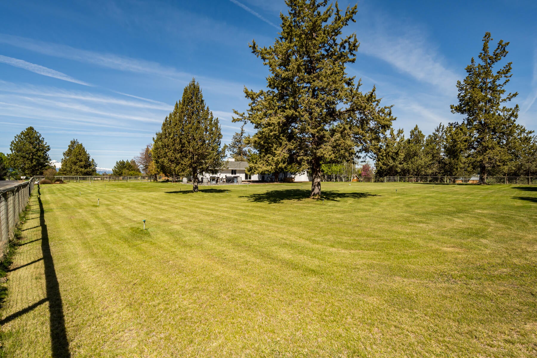 Bend, Oregon, 97703, United States, 4 Bedrooms Bedrooms, ,3 BathroomsBathrooms,Residential,Active,1790219
