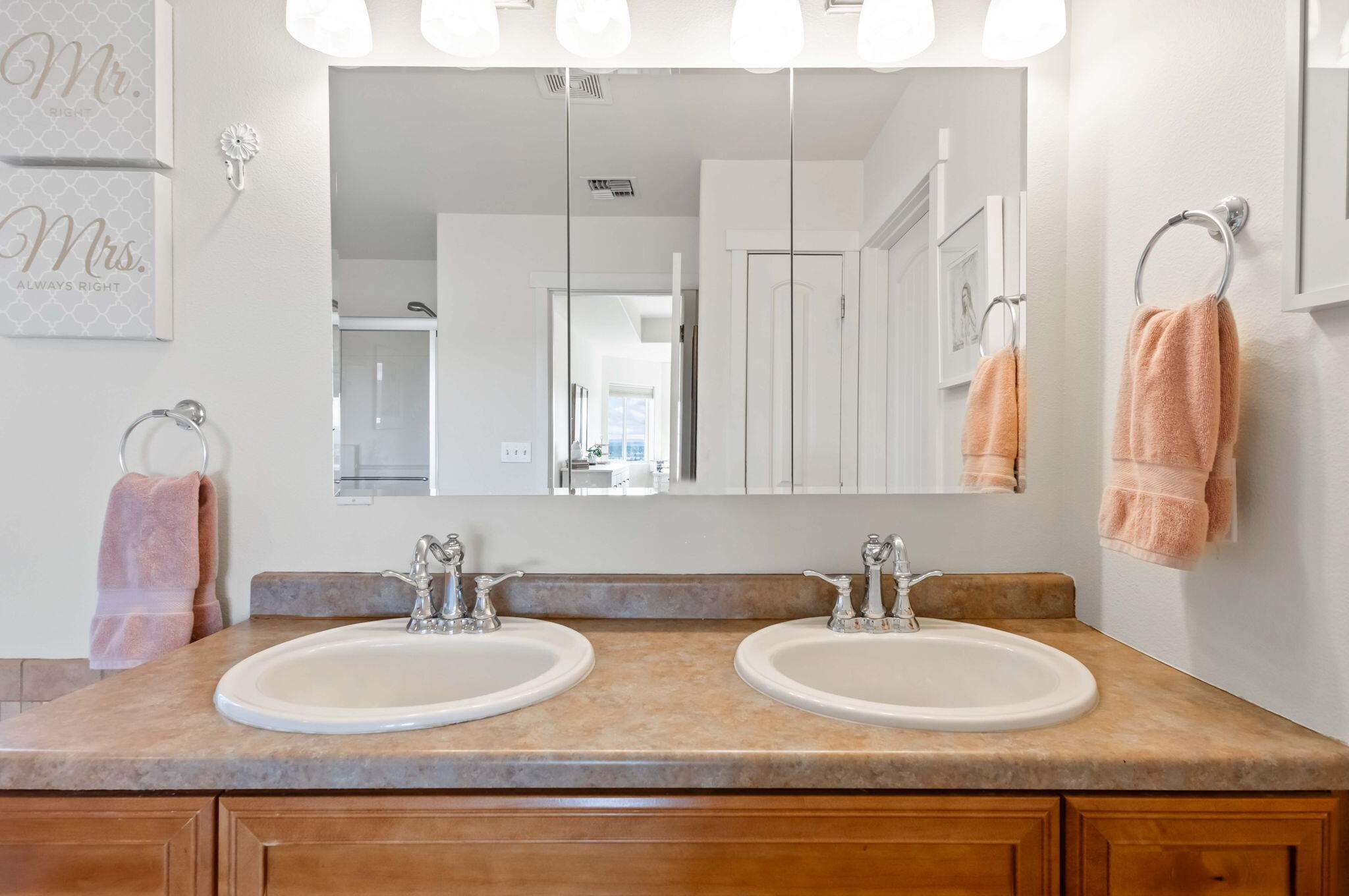 Powell Butte, Oregon, 97753, United States, 3 Bedrooms Bedrooms, ,3 BathroomsBathrooms,Residential,Active,1756913