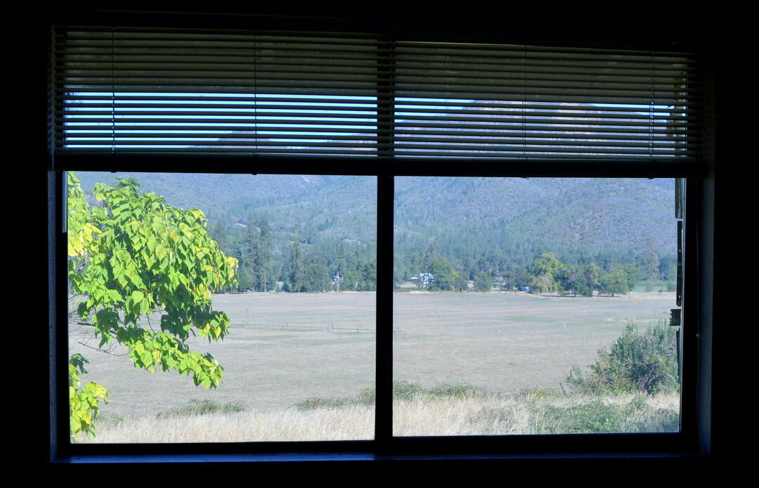 Applegate, Oregon, 97530, United States, 4 Bedrooms Bedrooms, ,3 BathroomsBathrooms,Residential,Active,1963259