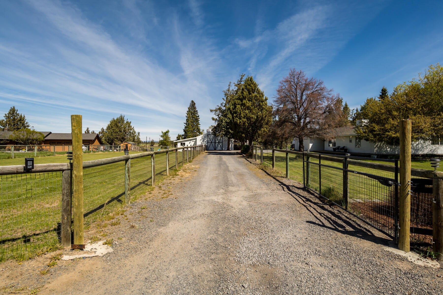 Bend, Oregon, 97703, United States, 4 Bedrooms Bedrooms, ,3 BathroomsBathrooms,Residential,Active,1790219