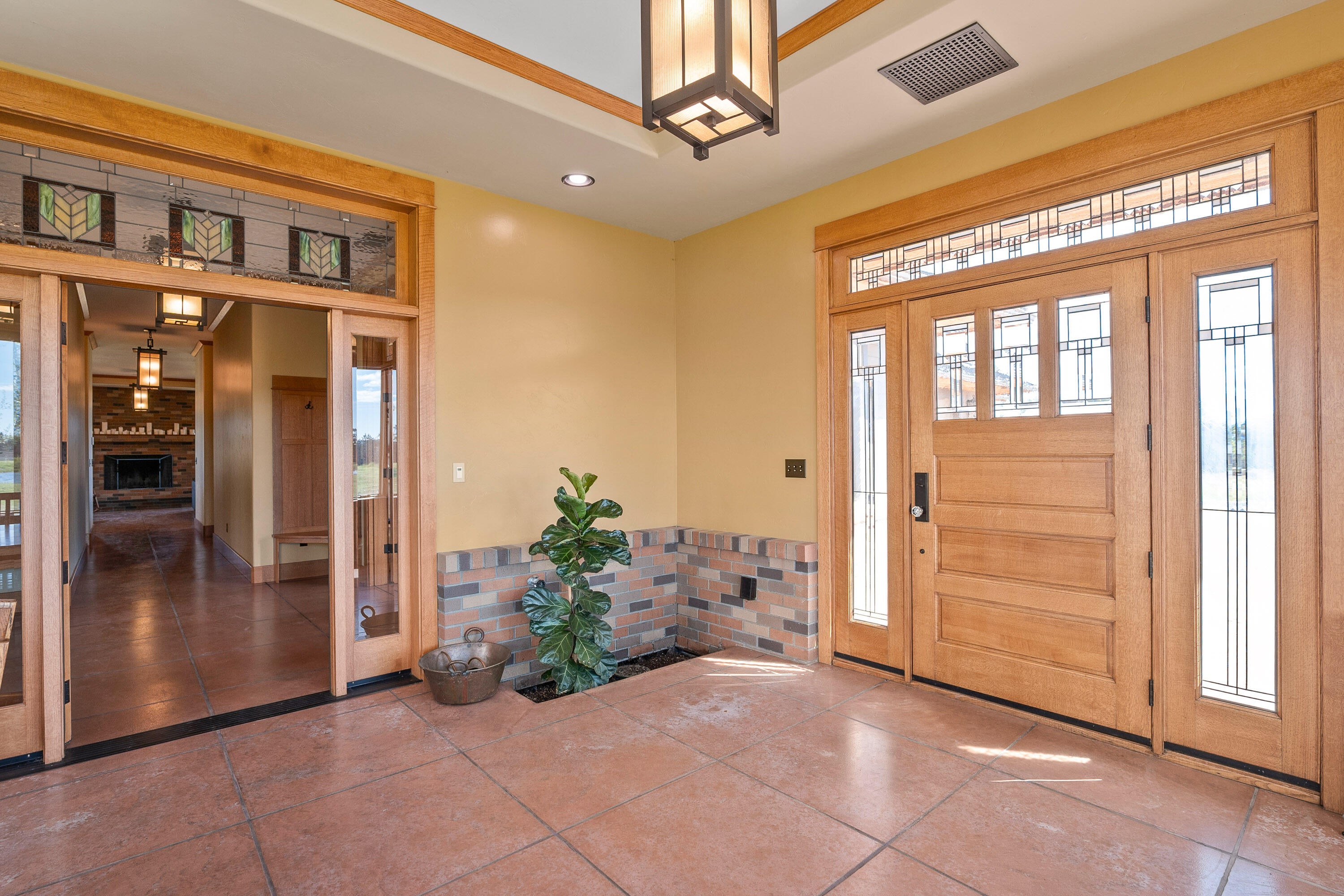 Bonanza, Oregon, 97623, United States, 3 Bedrooms Bedrooms, ,4 BathroomsBathrooms,Residential,Active,1876681