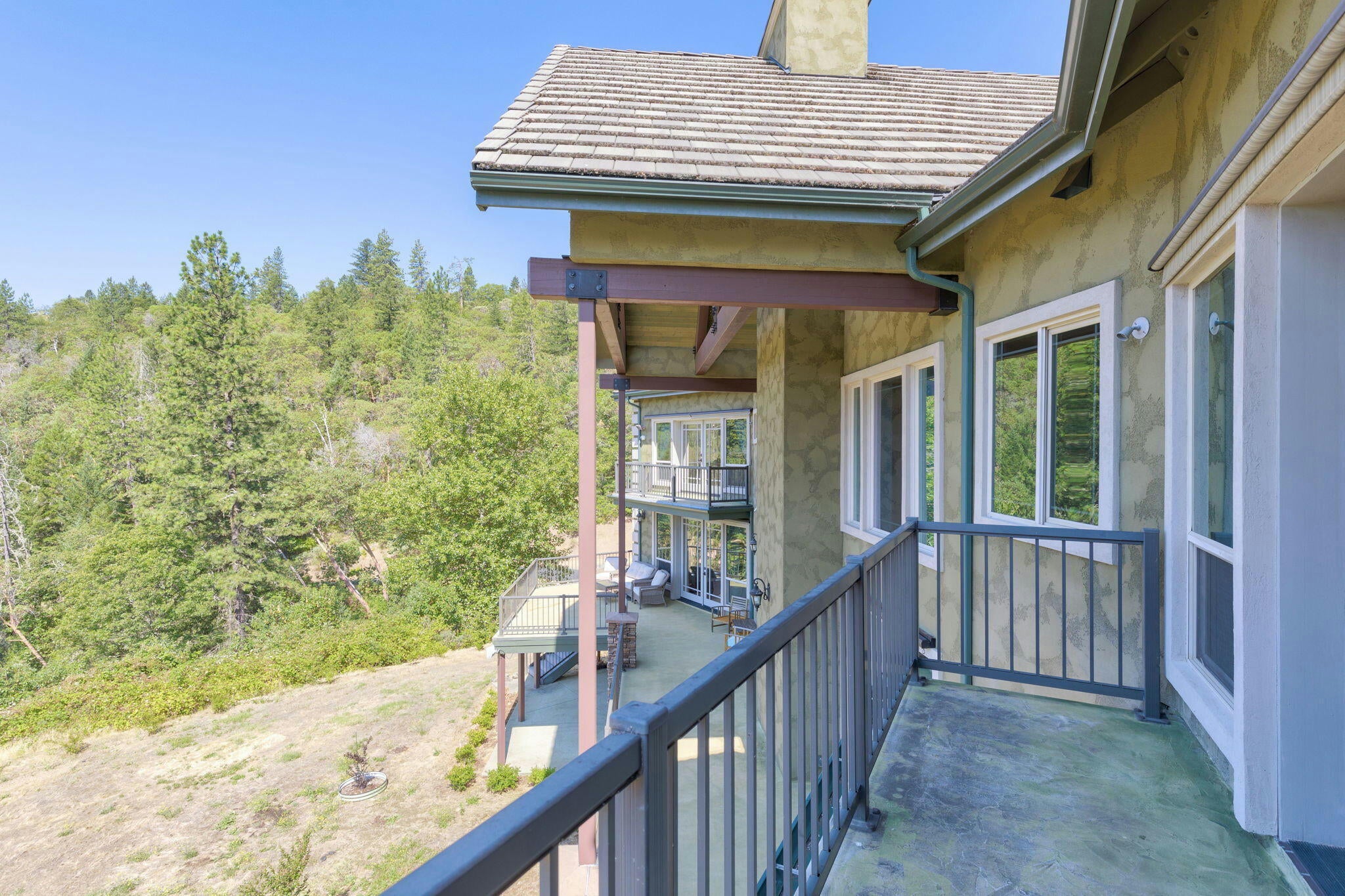 Grants Pass, Oregon, 97527, United States, ,6 BathroomsBathrooms,Residential,Active,1748769