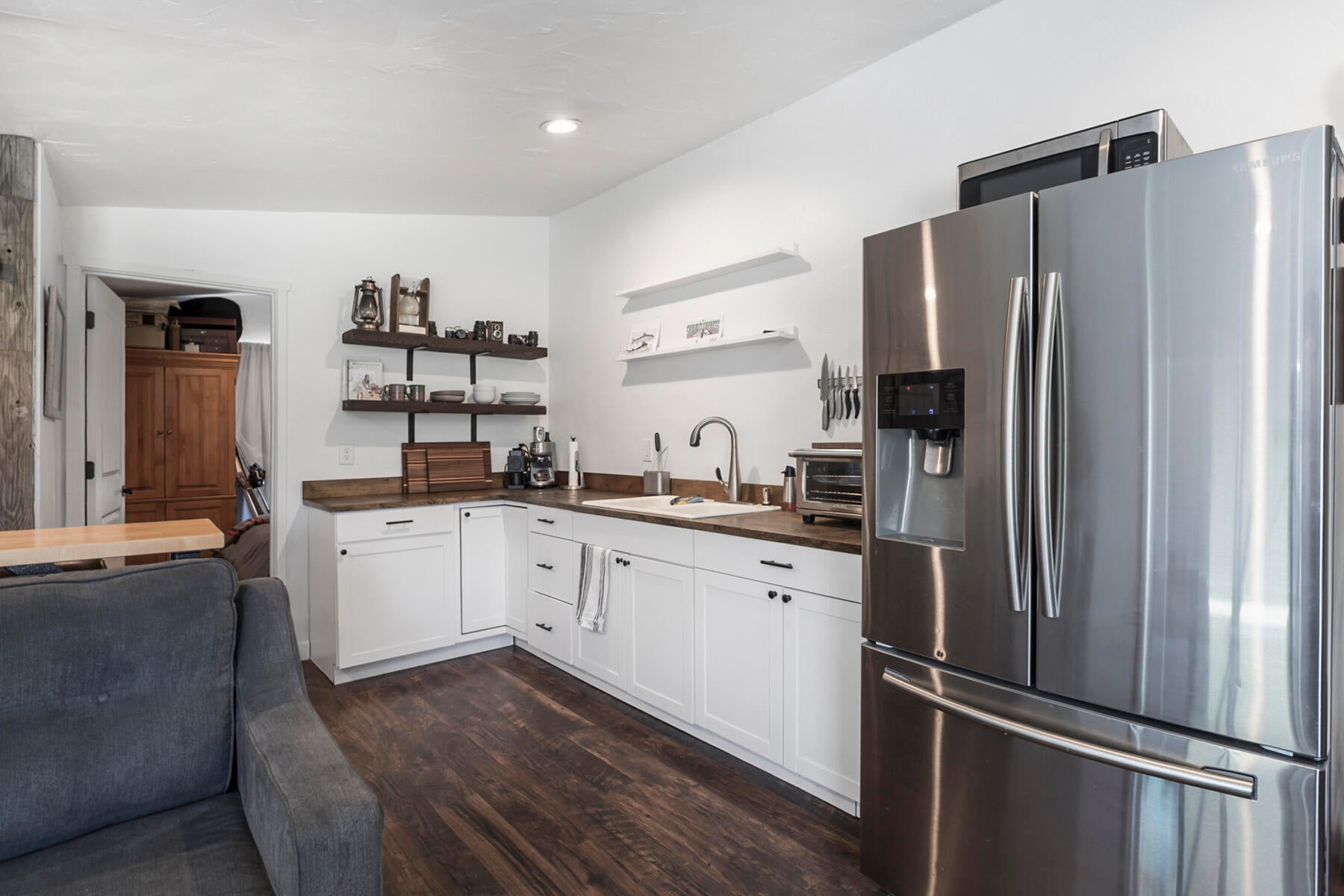 Bend, Oregon, 97703, United States, 4 Bedrooms Bedrooms, ,3 BathroomsBathrooms,Residential,Active,1790219