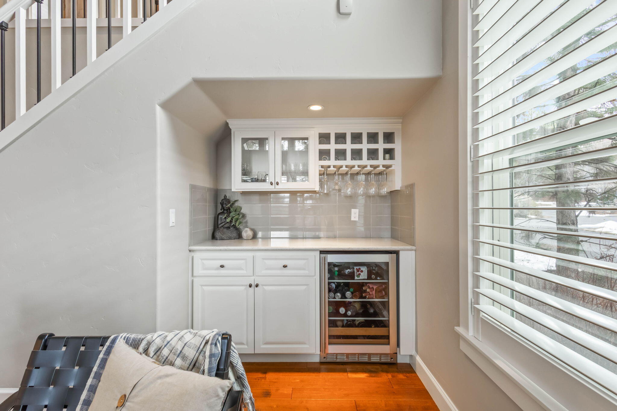 Bend, Oregon, 97702, United States, 4 Bedrooms Bedrooms, ,5 BathroomsBathrooms,Residential,Active,1726847