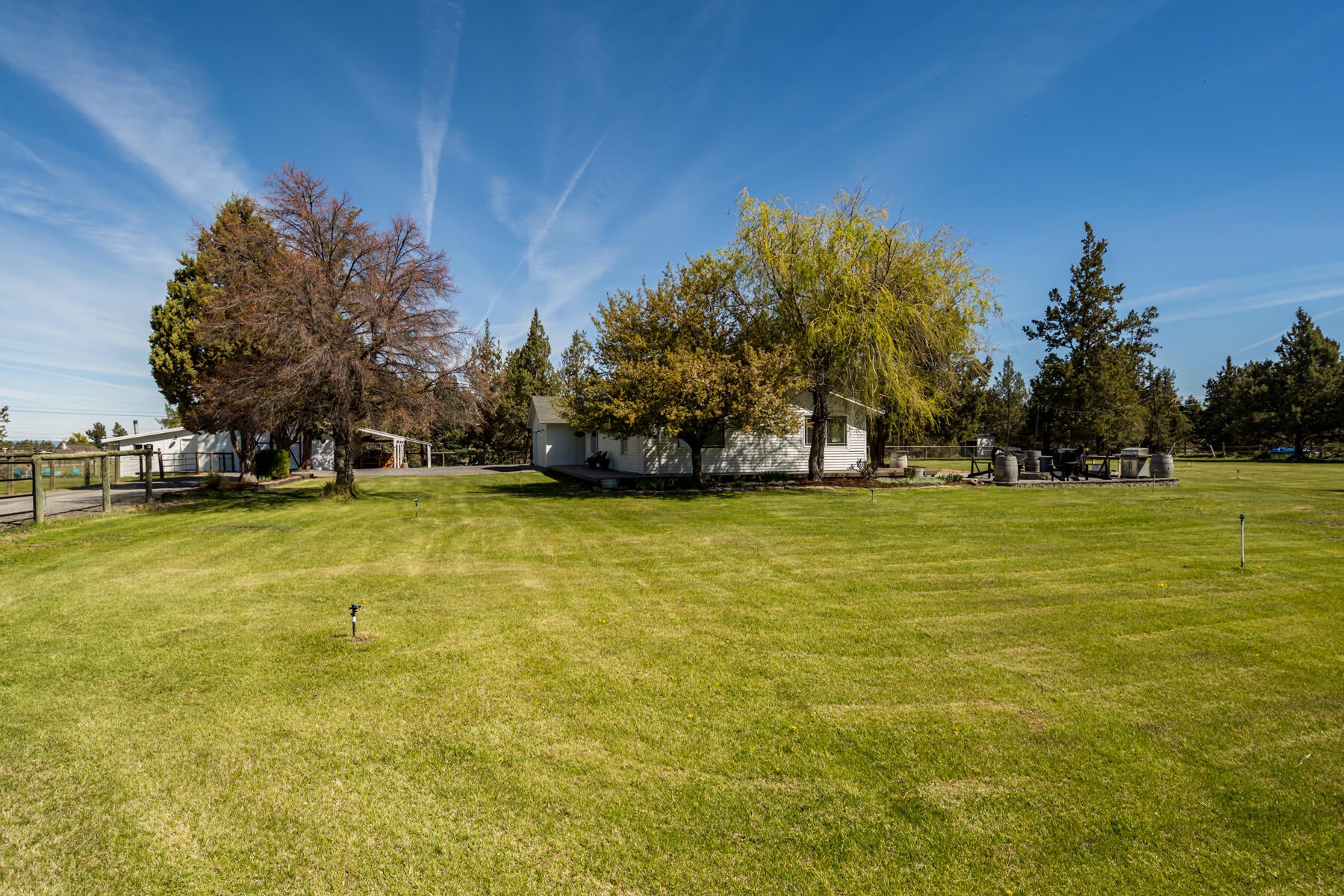 Bend, Oregon, 97703, United States, 4 Bedrooms Bedrooms, ,3 BathroomsBathrooms,Residential,Active,1790219