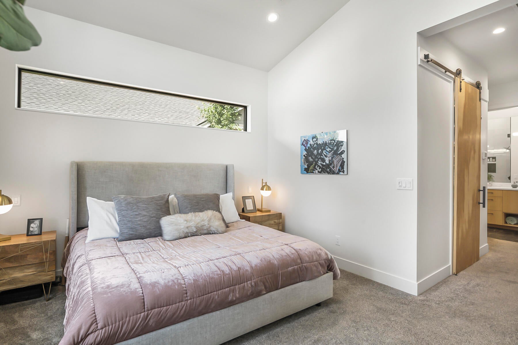 Bend, Oregon, 97703, United States, 3 Bedrooms Bedrooms, ,3 BathroomsBathrooms,Residential,Active,2008310