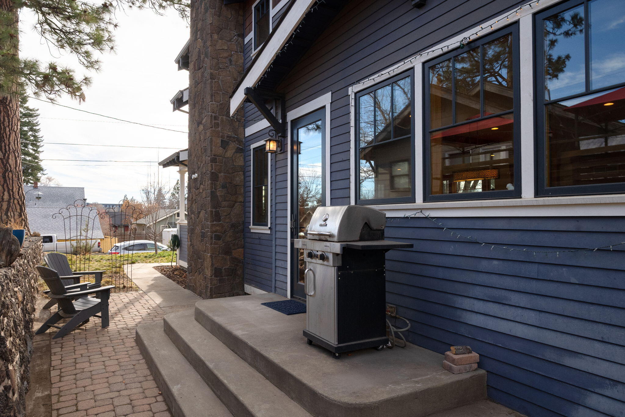 Bend, Oregon, 97703, United States, 4 Bedrooms Bedrooms, ,4 BathroomsBathrooms,Residential,Active,1996273