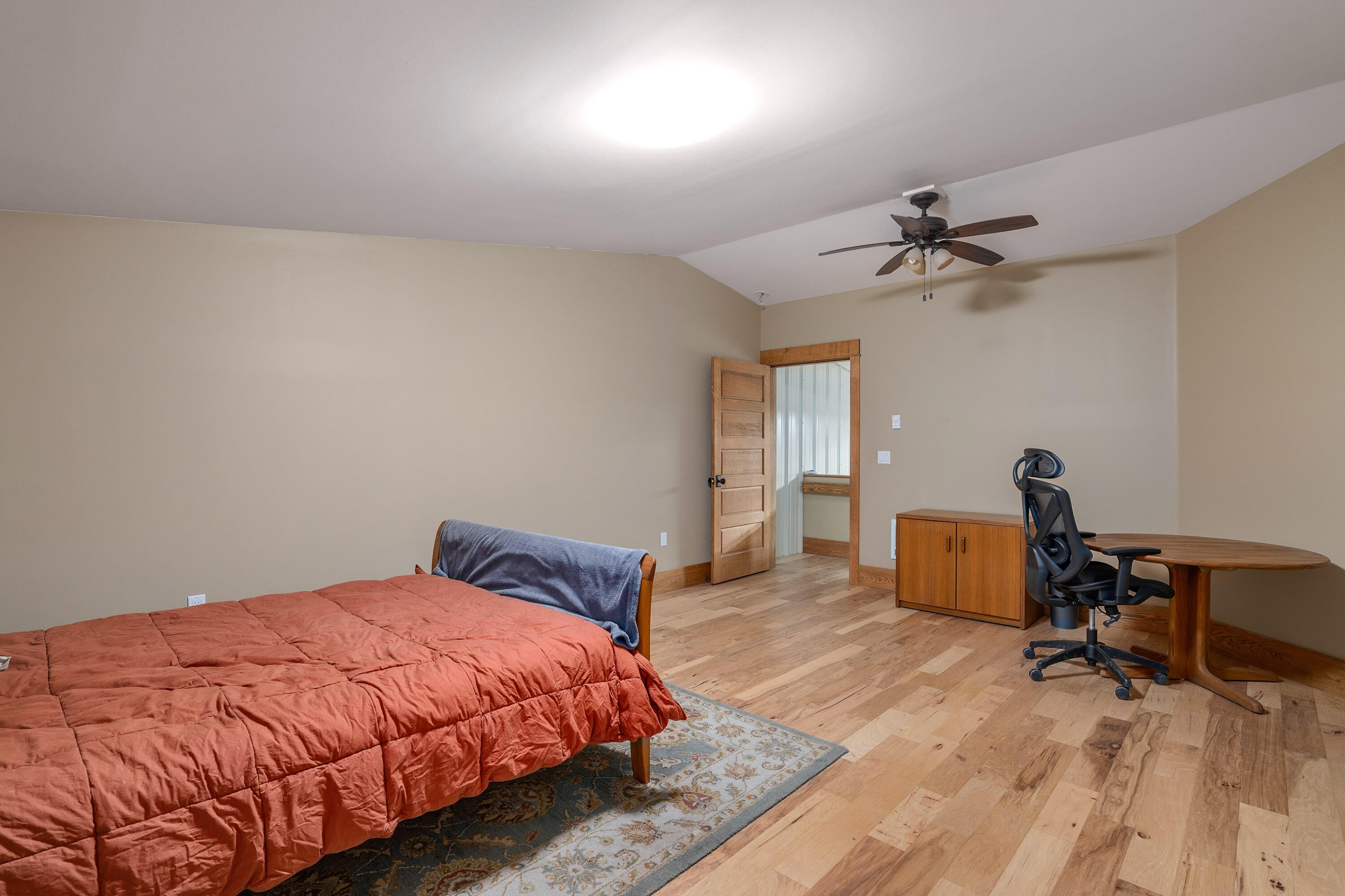 Bonanza, Oregon, 97623, United States, 3 Bedrooms Bedrooms, ,4 BathroomsBathrooms,Residential,Active,1876681