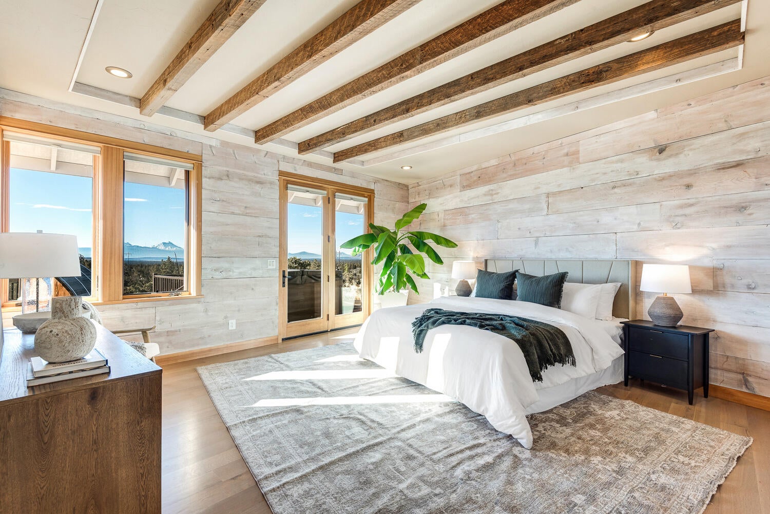 Powell Butte, Oregon, 97753, United States, 3 Bedrooms Bedrooms, ,4 BathroomsBathrooms,Residential,Active,2001062