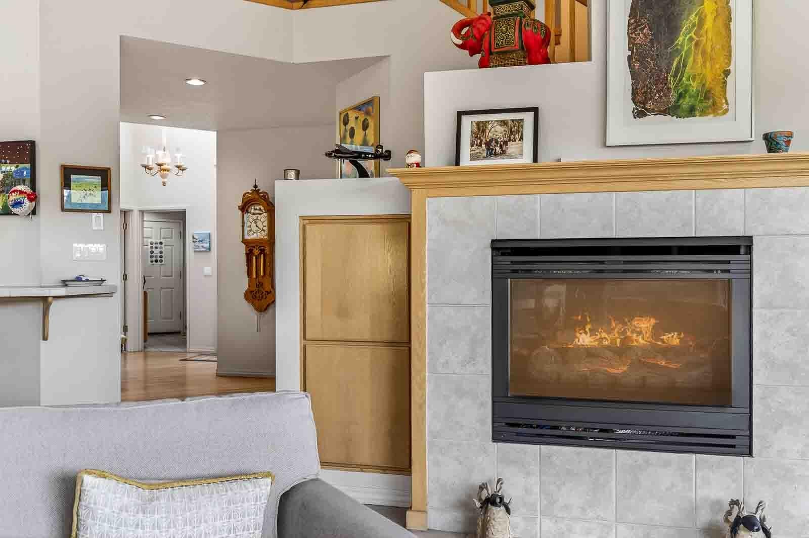 Bend, Oregon, 97702, United States, 4 Bedrooms Bedrooms, ,5 BathroomsBathrooms,Residential,Active,2007101