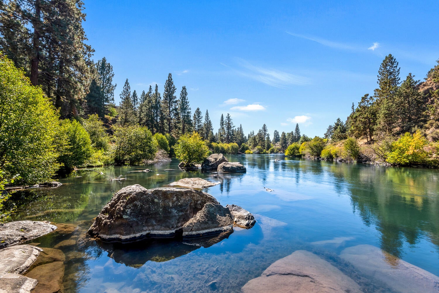 Bend, Oregon, 97703, United States, 3 Bedrooms Bedrooms, ,3 BathroomsBathrooms,Residential,Active,1952278
