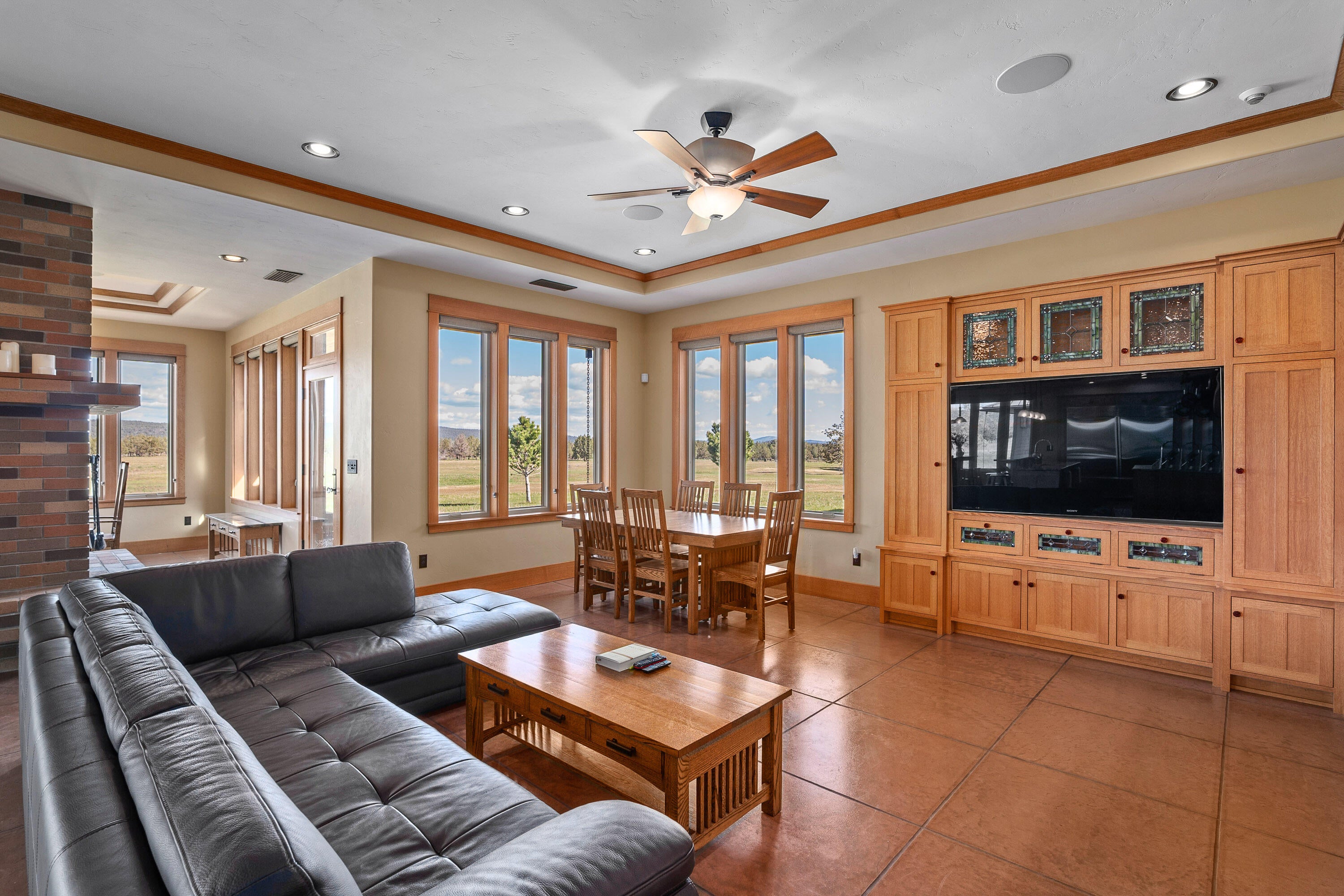 Bonanza, Oregon, 97623, United States, 3 Bedrooms Bedrooms, ,4 BathroomsBathrooms,Residential,Active,1876681