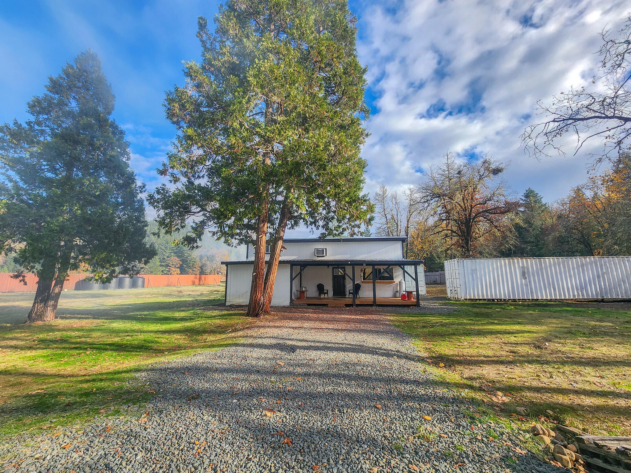 Selma, Oregon, 97538, United States, 3 Bedrooms Bedrooms, ,2 BathroomsBathrooms,Residential,Active,1909861