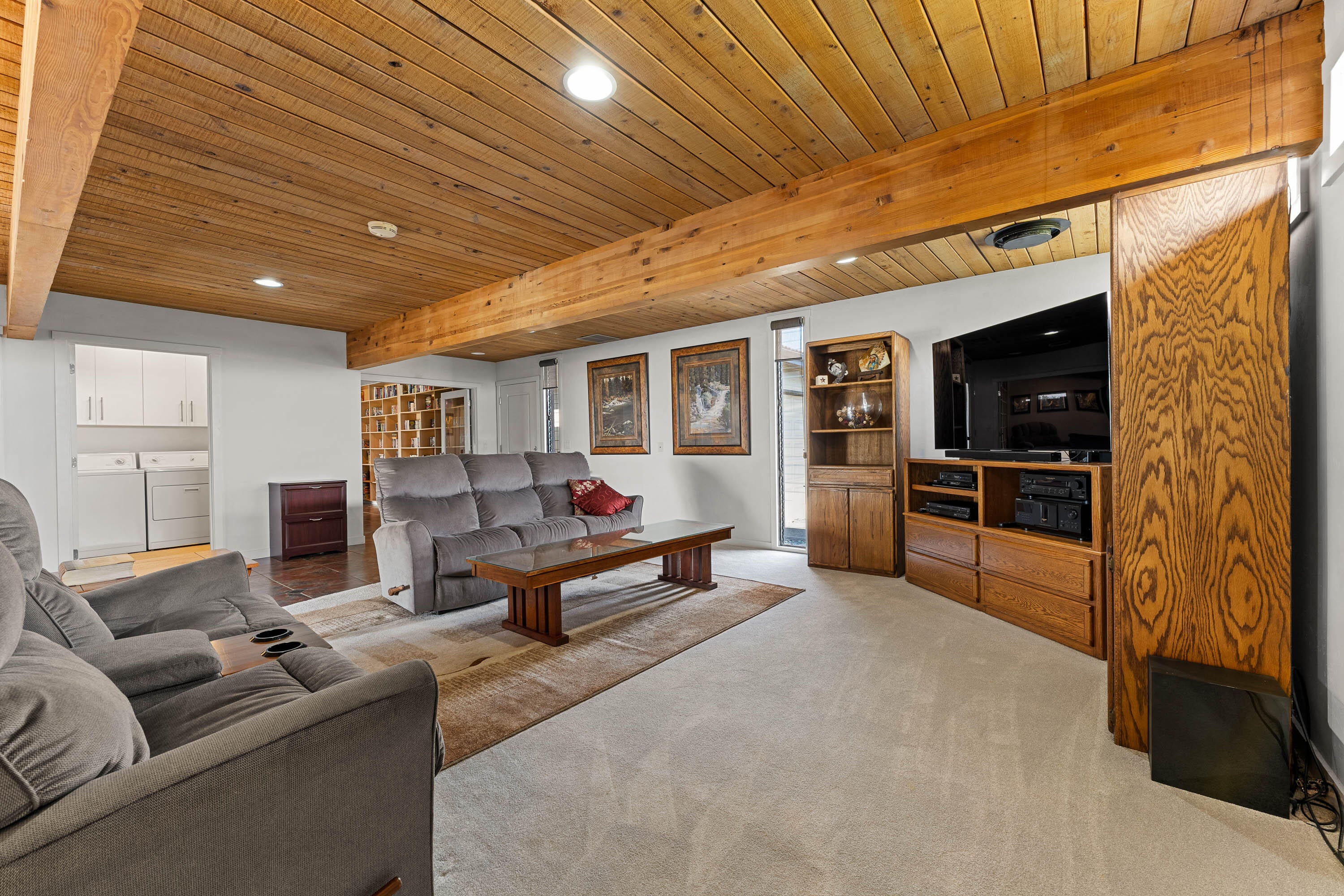 Central Point, Oregon, 97502, United States, 4 Bedrooms Bedrooms, ,4 BathroomsBathrooms,Residential,Active,2006836