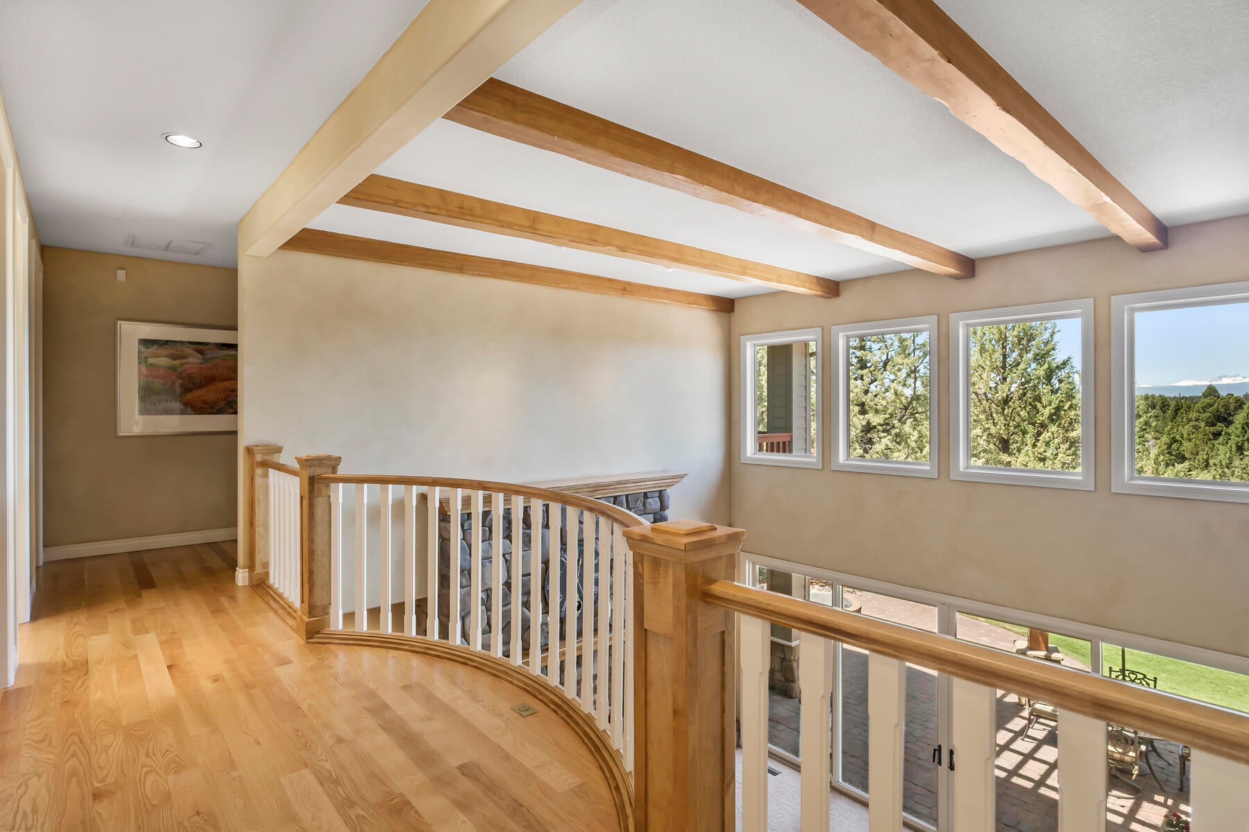 Bend, Oregon, 97702, United States, ,6 BathroomsBathrooms,Residential,Active,1726978