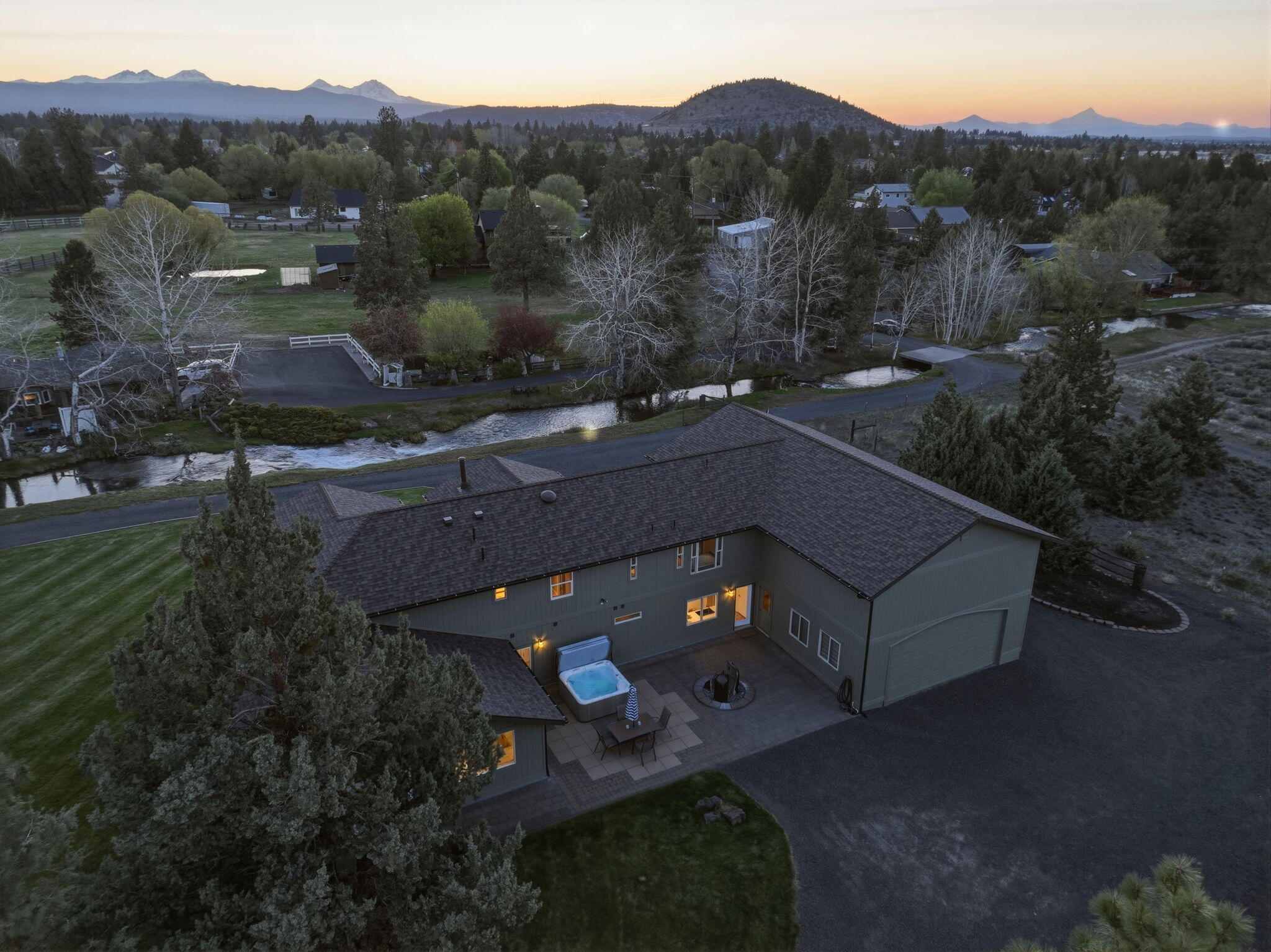 Bend, Oregon, 97702, United States, 3 Bedrooms Bedrooms, ,5 BathroomsBathrooms,Residential,Active,2045021