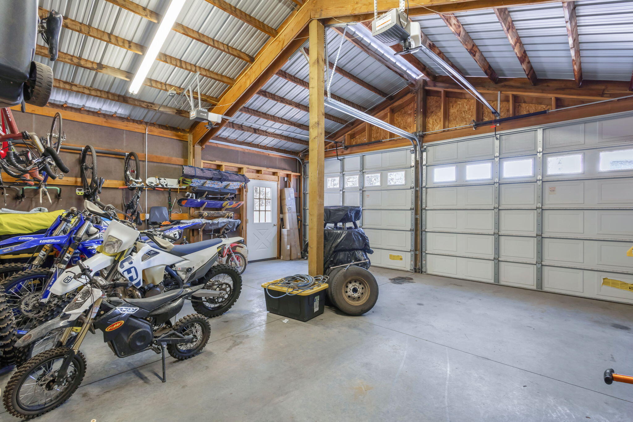 Bend, Oregon, 97702, United States, 4 Bedrooms Bedrooms, ,3 BathroomsBathrooms,Residential,Active,1907972