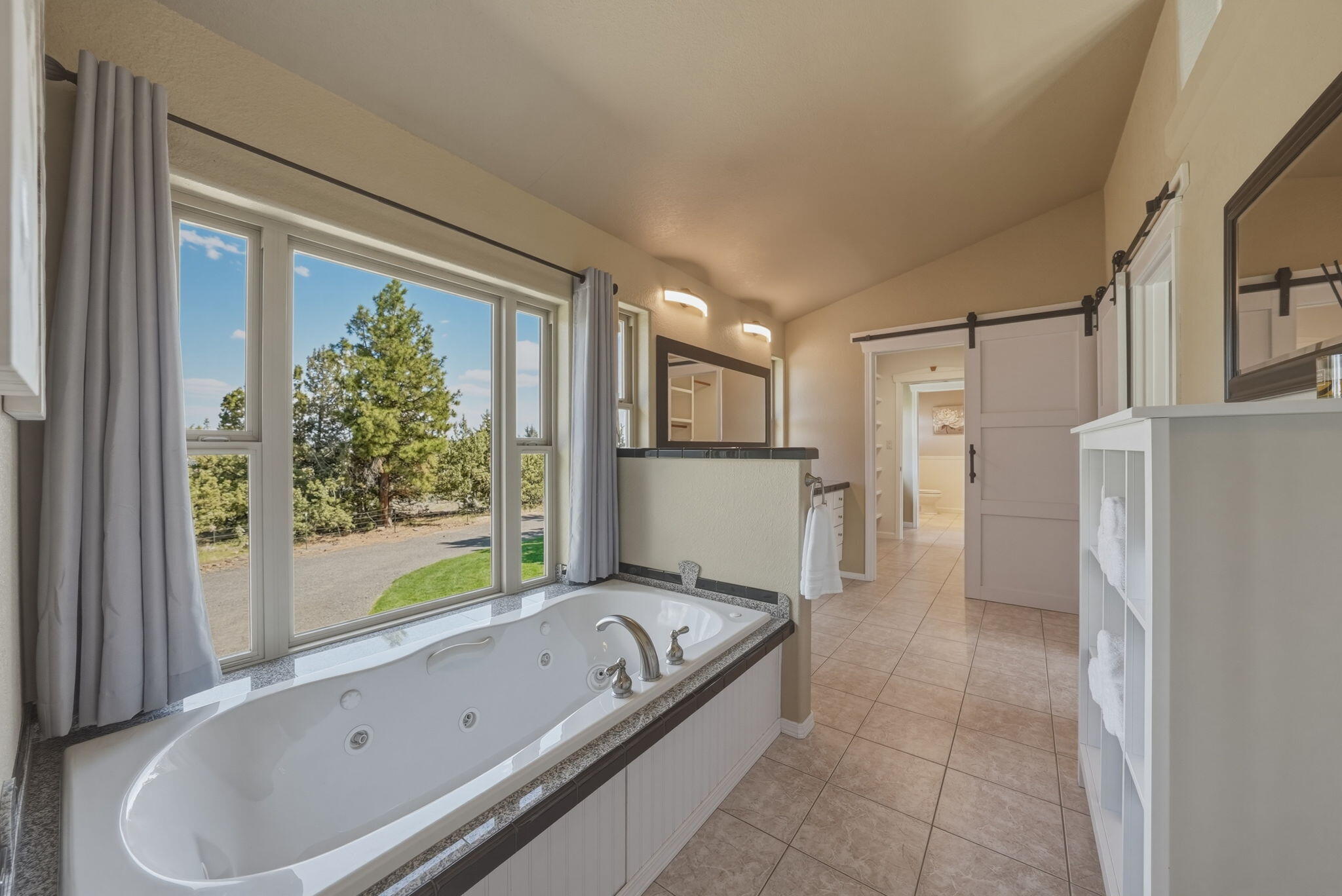 Bend, Oregon, 97702, United States, 3 Bedrooms Bedrooms, ,5 BathroomsBathrooms,Residential,Active,2045021