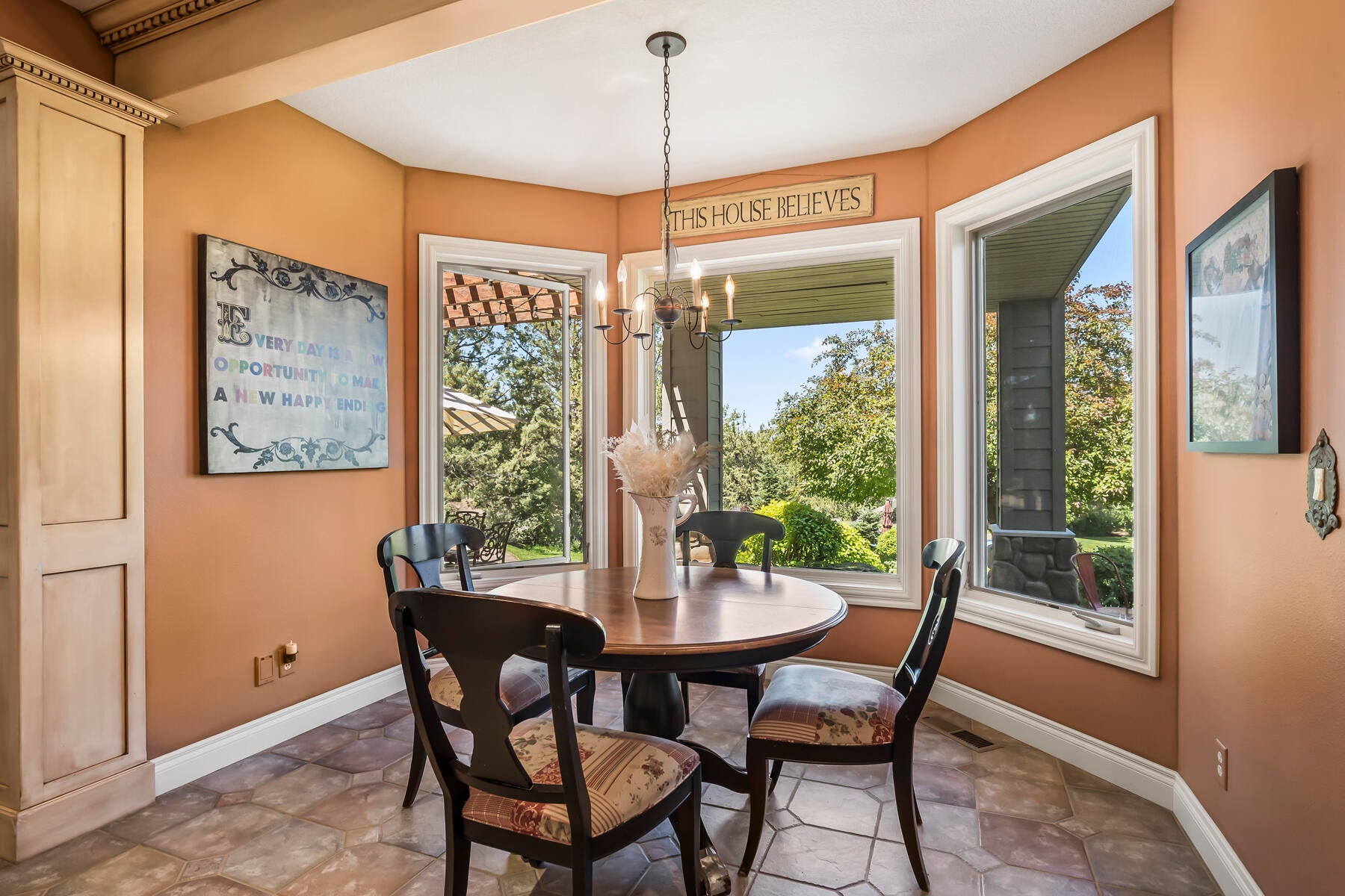 Bend, Oregon, 97702, United States, ,6 BathroomsBathrooms,Residential,Active,1726978