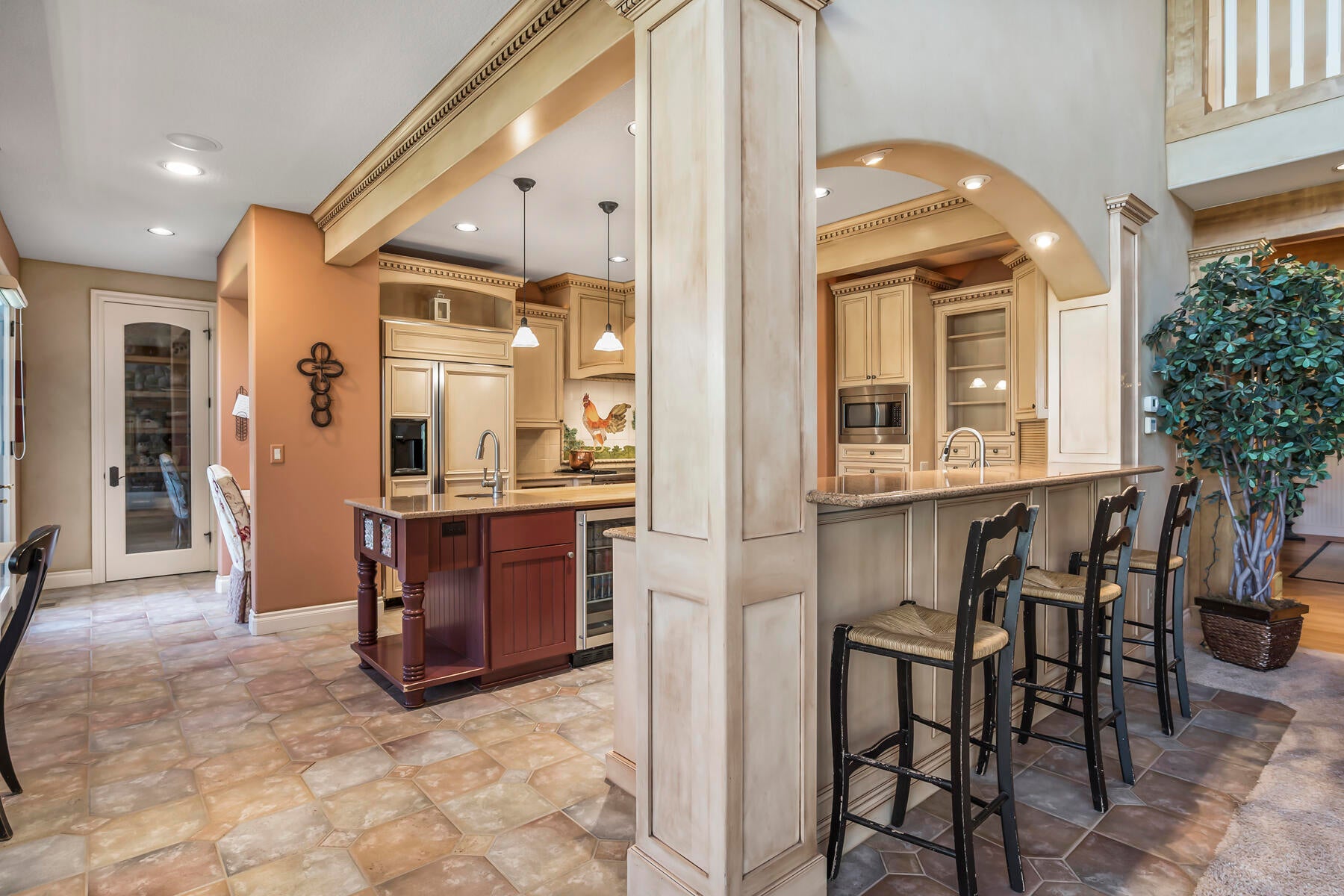 Bend, Oregon, 97702, United States, ,6 BathroomsBathrooms,Residential,Active,1726978