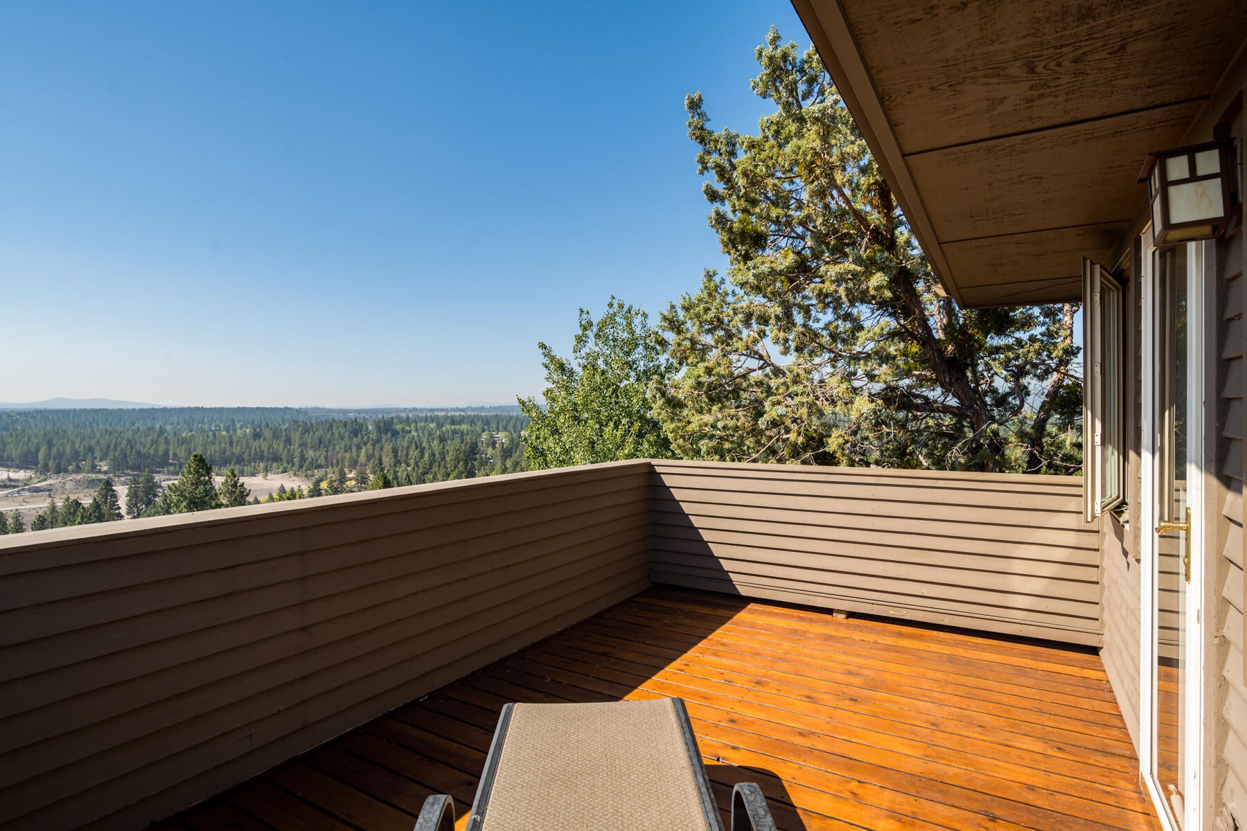Bend, Oregon, 97702, United States, 3 Bedrooms Bedrooms, ,3 BathroomsBathrooms,Residential,Active,1936452