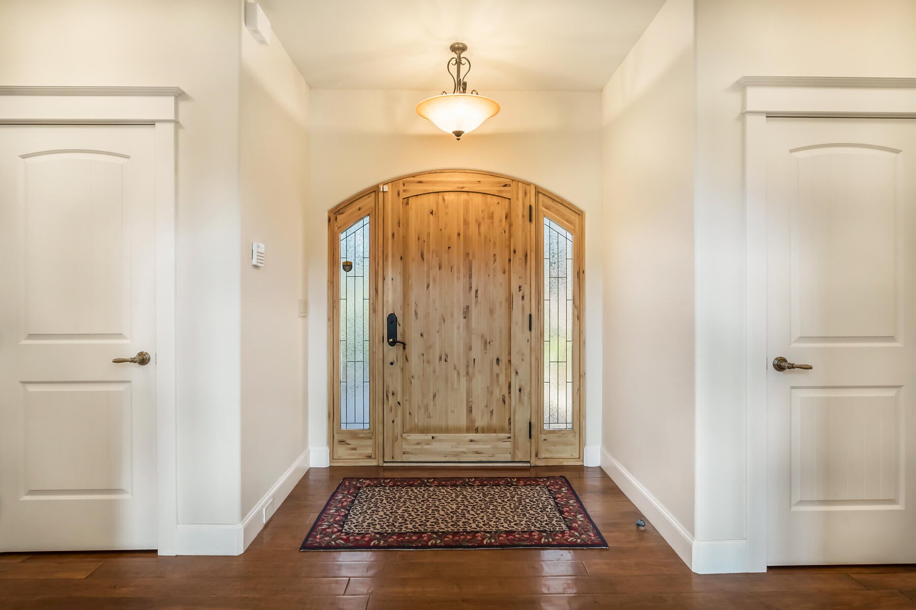 Bend, Oregon, 97707, United States, 5 Bedrooms Bedrooms, ,5 BathroomsBathrooms,Residential,Active,2044562