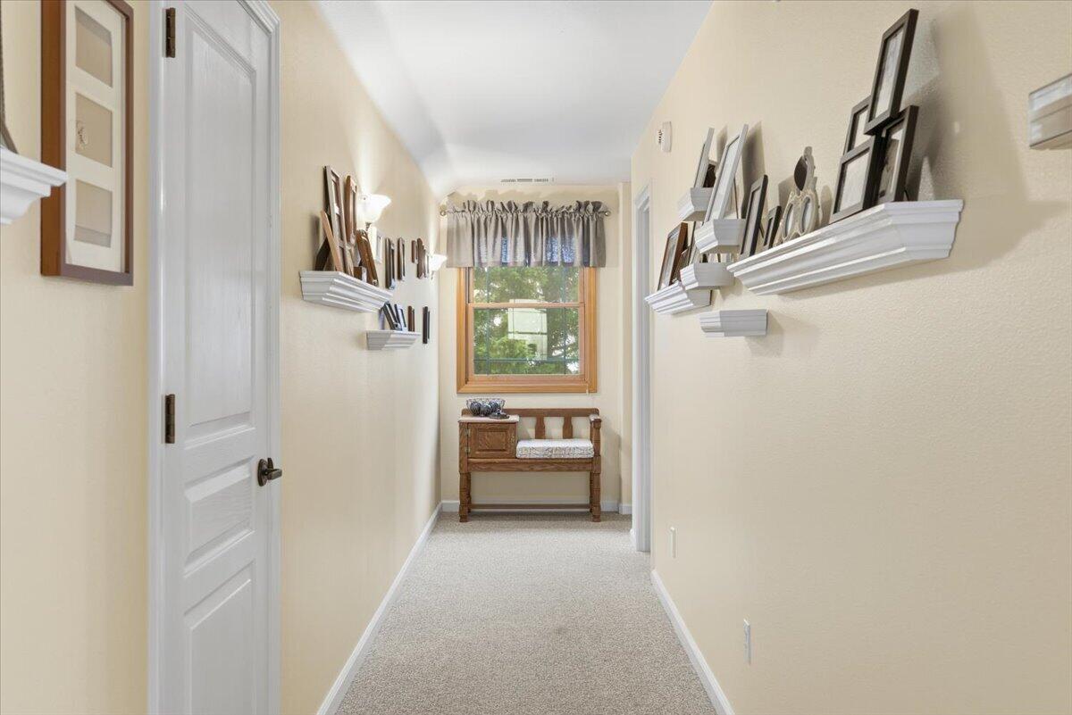 Grants Pass, Oregon, 97527, United States, 3 Bedrooms Bedrooms, ,3 BathroomsBathrooms,Residential,Active,1990612