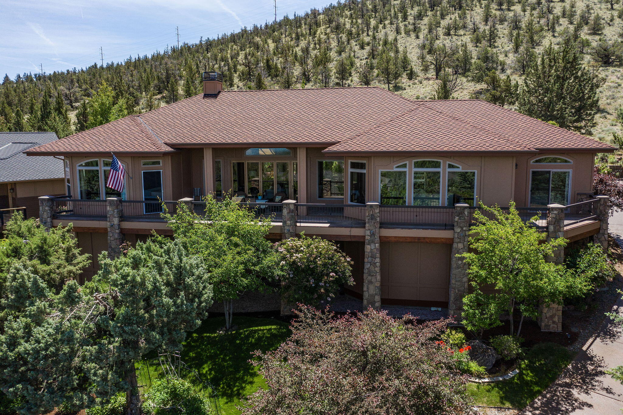 Redmond, Oregon, 97756, United States, ,3 BathroomsBathrooms,Residential,Active,1849184
