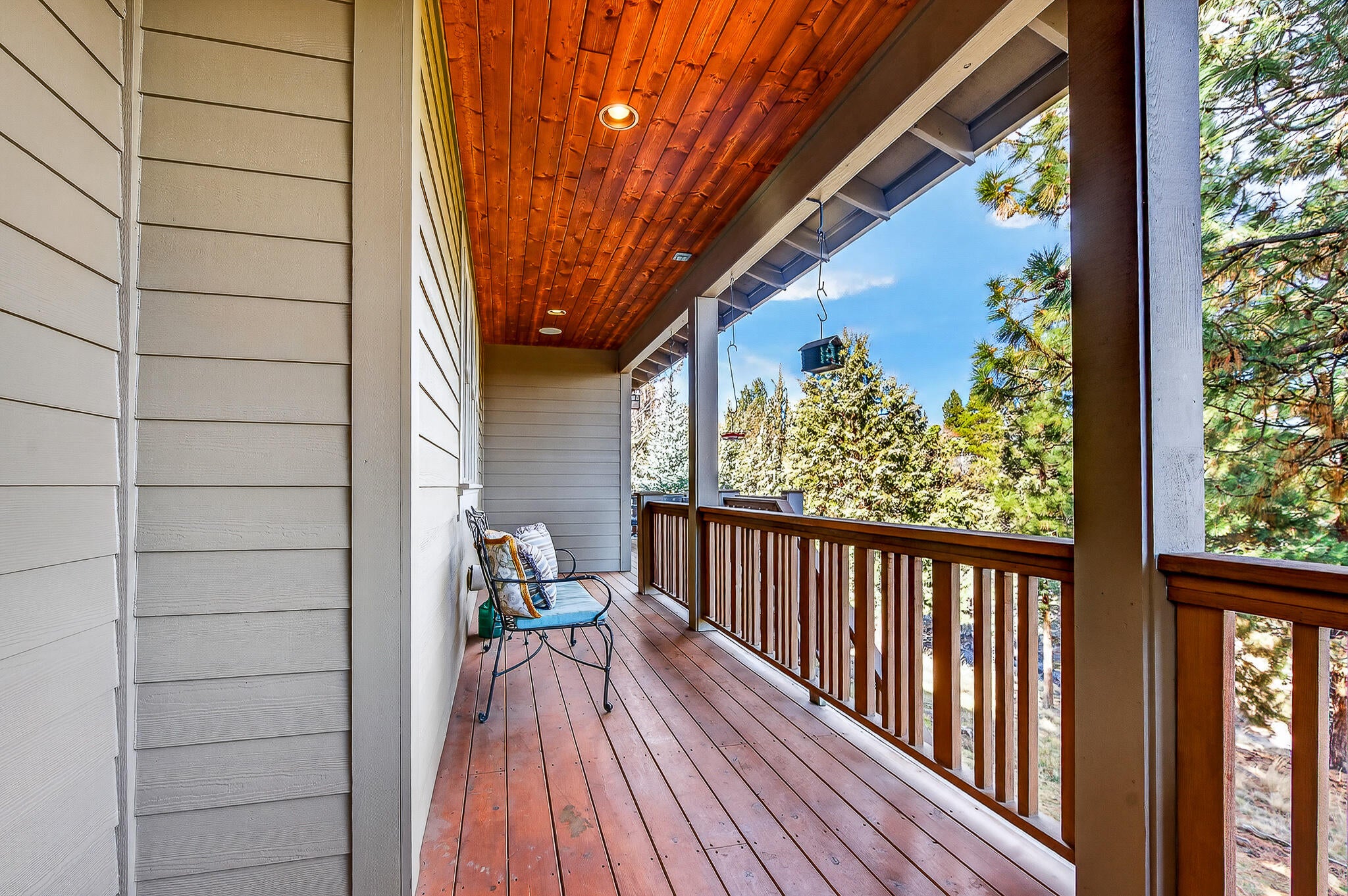 Bend, Oregon, 97703, United States, 3 Bedrooms Bedrooms, ,3 BathroomsBathrooms,Residential,Active,2017476