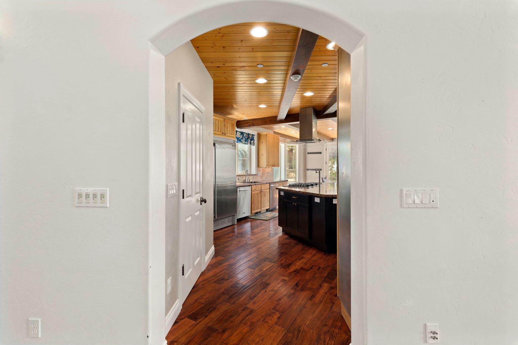 Grants Pass, Oregon, 97527, United States, ,6 BathroomsBathrooms,Residential,Active,1748769