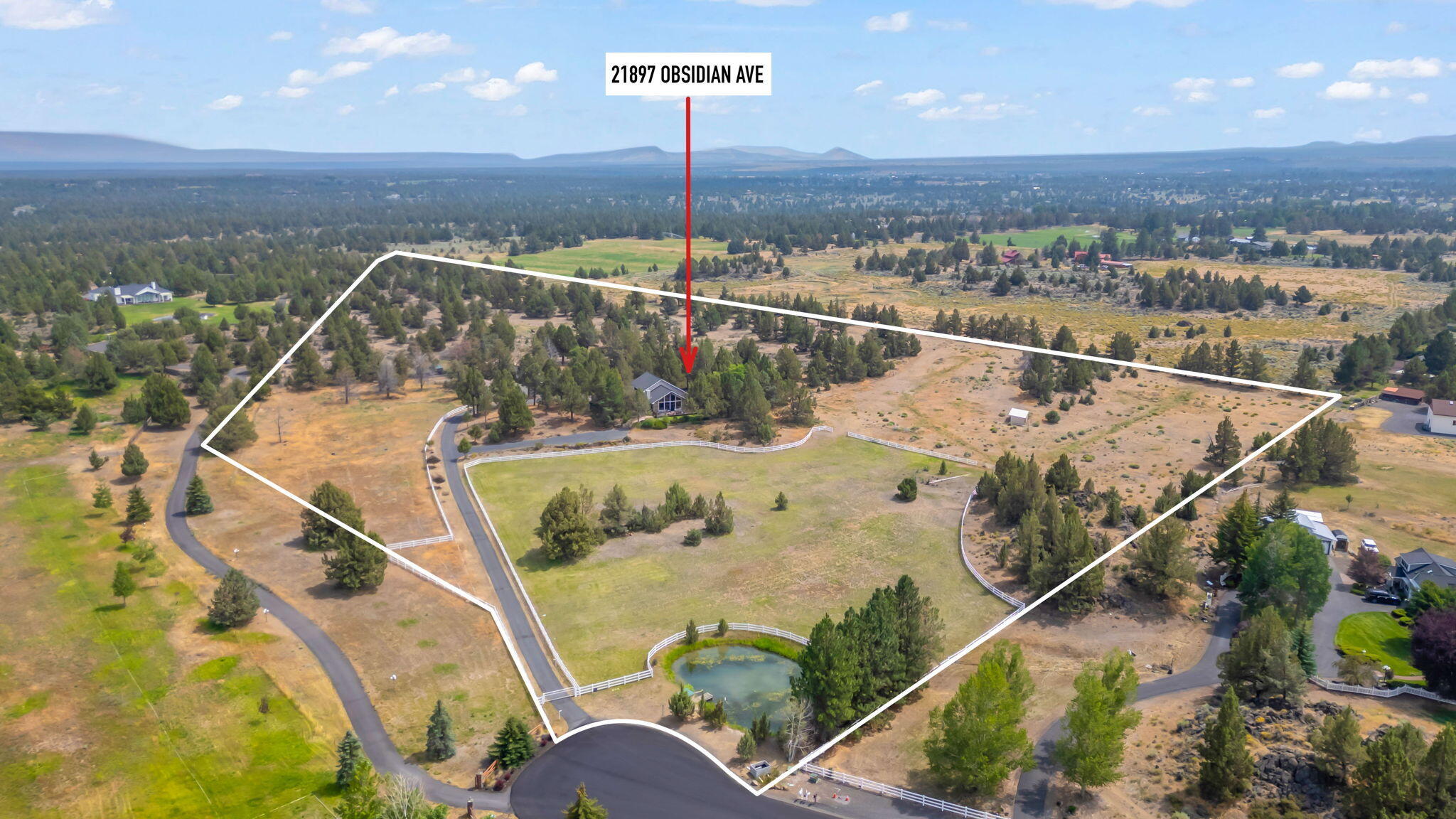 Bend, Oregon, 97702, United States, 4 Bedrooms Bedrooms, ,3 BathroomsBathrooms,Residential,Active,1907972