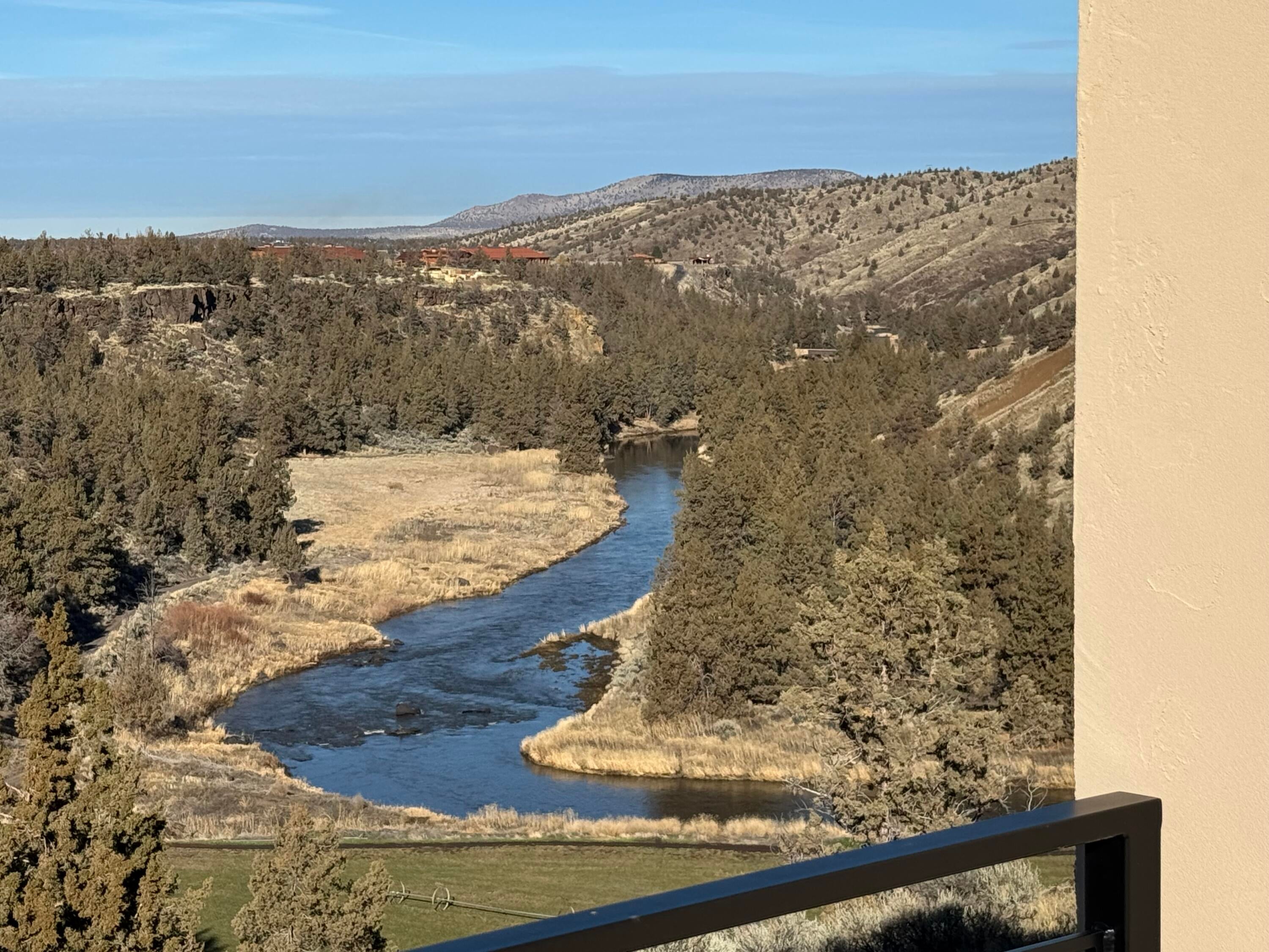 Terrebonne, Oregon, 97760, United States, 5 Bedrooms Bedrooms, ,5 BathroomsBathrooms,Residential,Active,1747251