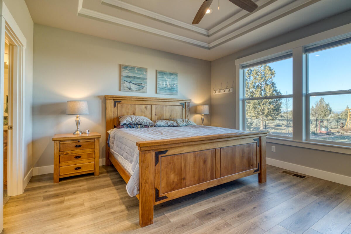 Powell Butte, Oregon, 97753, United States, 4 Bedrooms Bedrooms, ,3 BathroomsBathrooms,Residential,Active,1908146