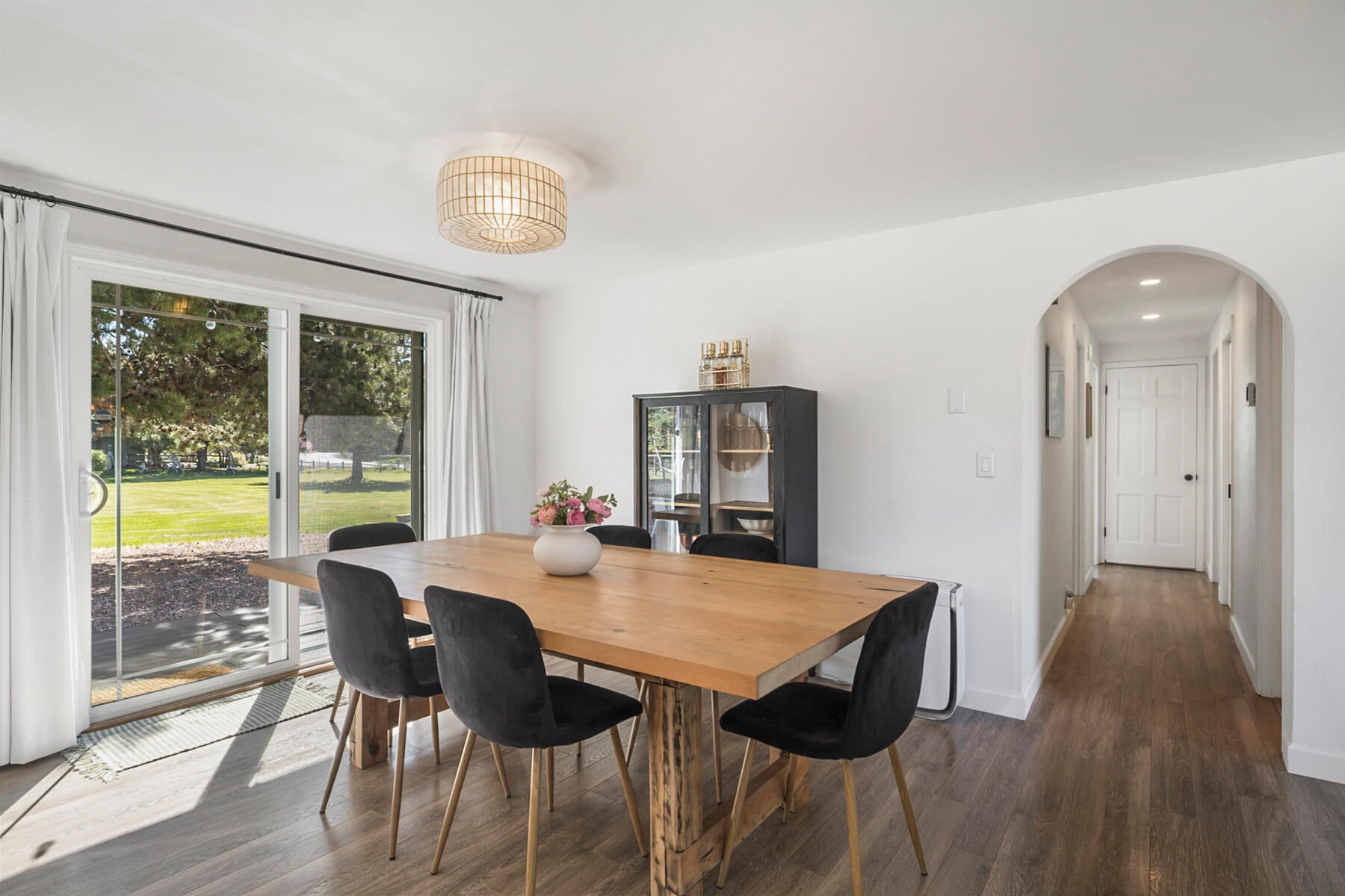 Bend, Oregon, 97703, United States, 4 Bedrooms Bedrooms, ,3 BathroomsBathrooms,Residential,Active,1790219