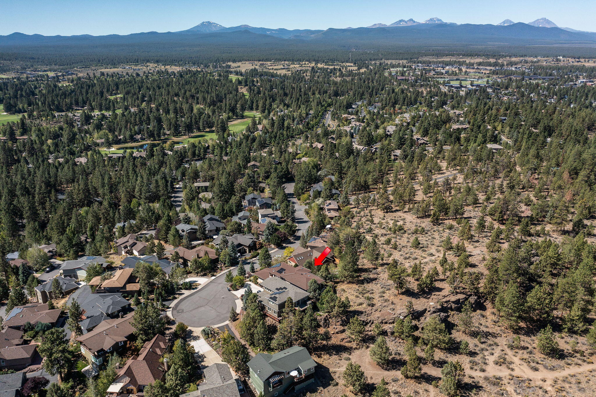 Bend, Oregon, 97702, United States, 3 Bedrooms Bedrooms, ,4 BathroomsBathrooms,Residential,Active,1929788