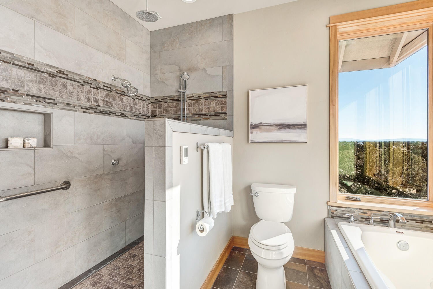 Powell Butte, Oregon, 97753, United States, 3 Bedrooms Bedrooms, ,4 BathroomsBathrooms,Residential,Active,2001062