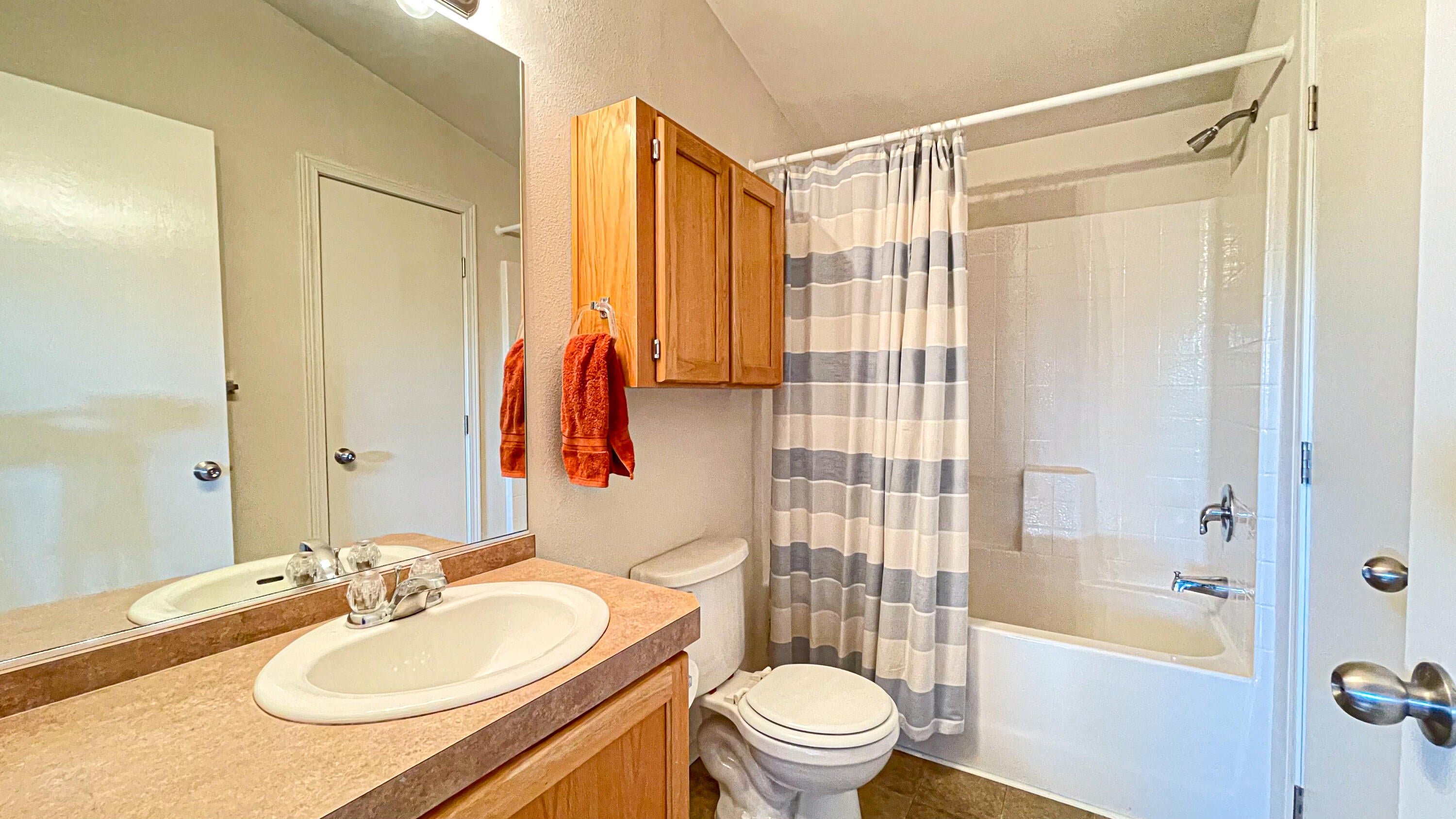 Powell Butte, Oregon, 97753, United States, ,3 BathroomsBathrooms,Residential,Active,1769369
