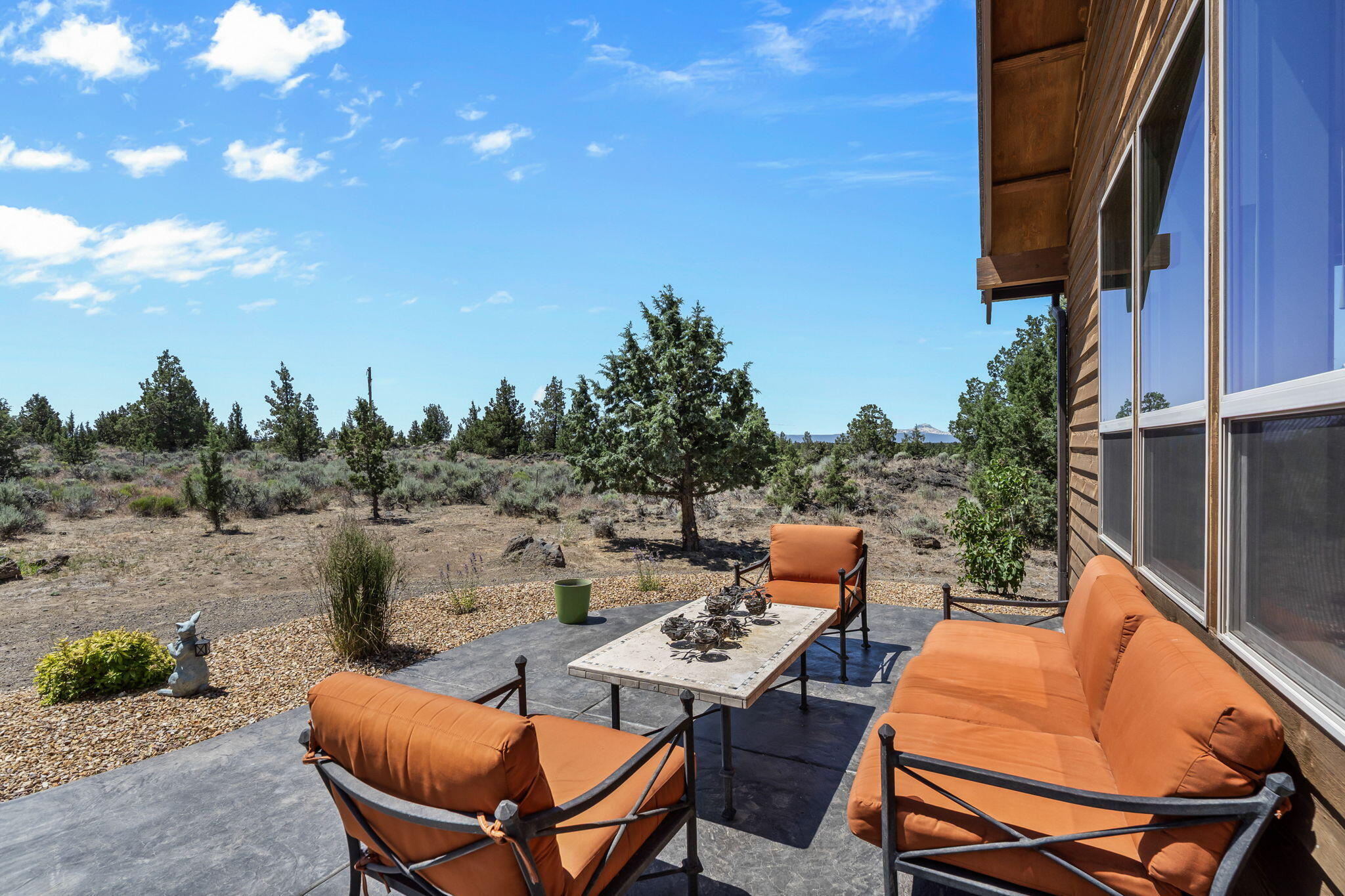 Powell Butte, Oregon, 97753, United States, 3 Bedrooms Bedrooms, ,3 BathroomsBathrooms,Residential,Active,1884879