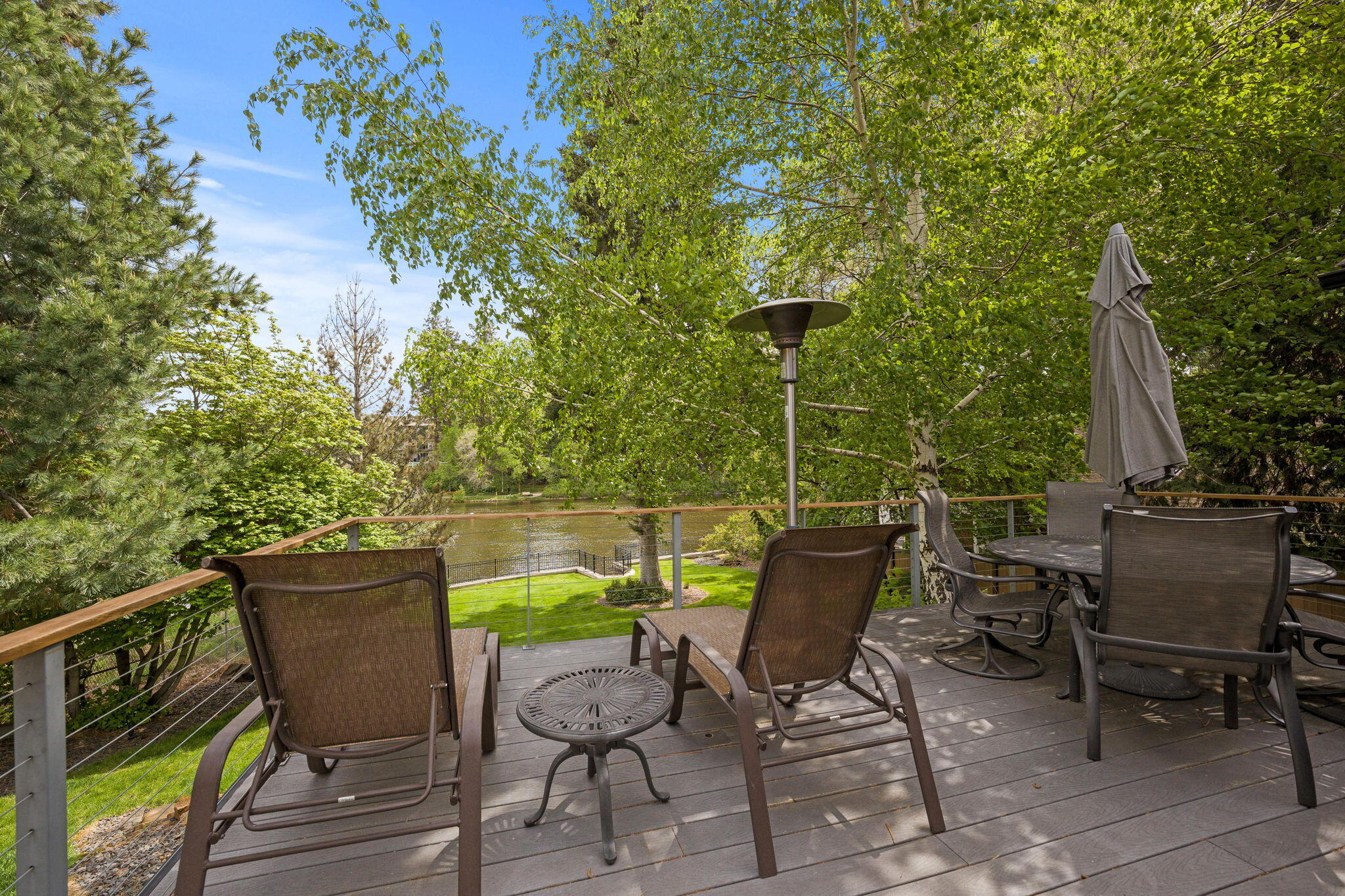 Bend, Oregon, 97703, United States, 3 Bedrooms Bedrooms, ,2 BathroomsBathrooms,Residential,Active,1904740