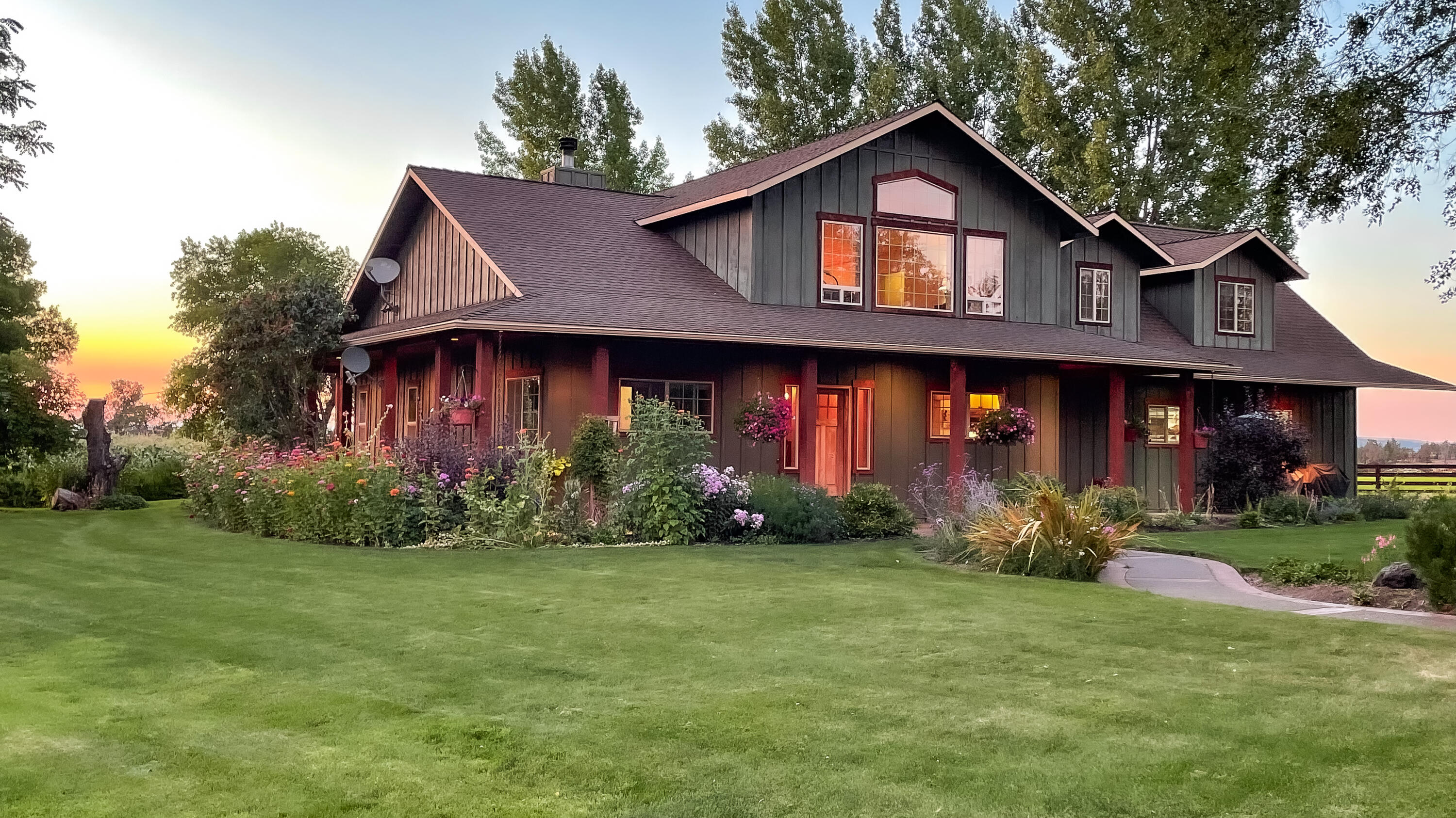 Powell Butte, Oregon, 97753, United States, ,3 BathroomsBathrooms,Residential,Active,1769369